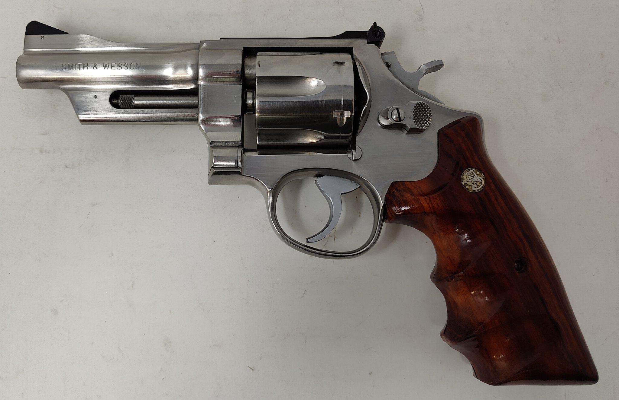 Smith & Wesson 624