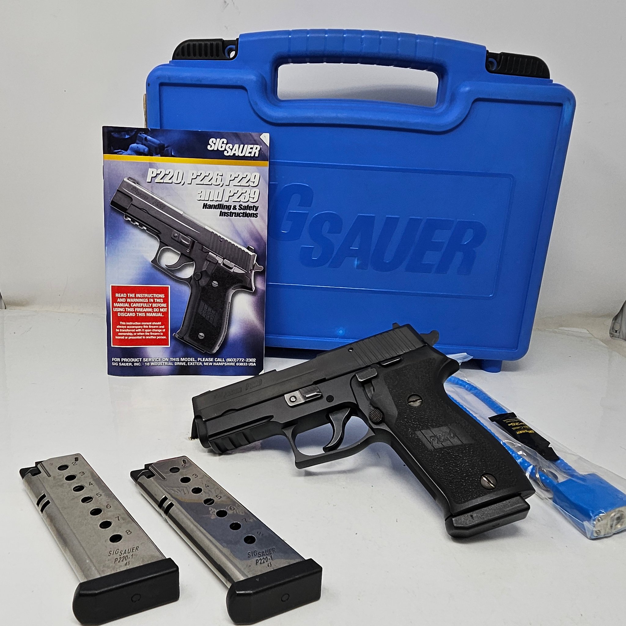 Sig Sauer P220r Carry