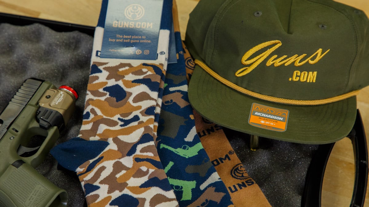 guns.com hat and socks