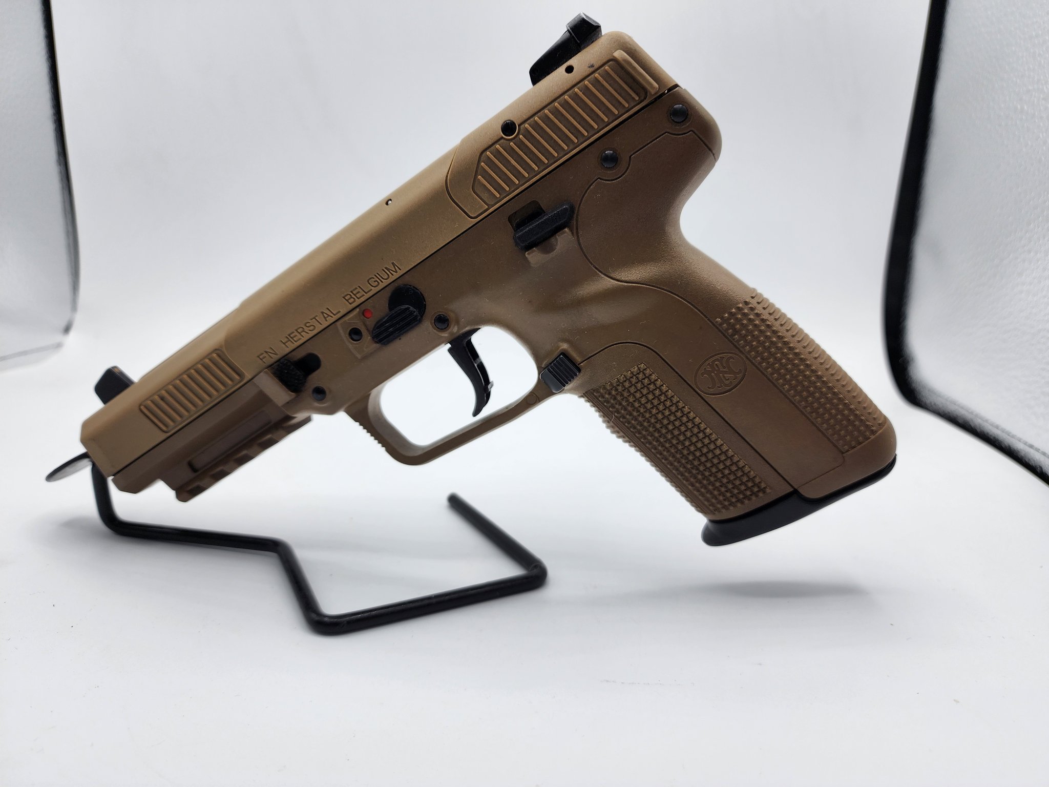 ECOM00438327 FN Five-seven ECOM00438327 528497