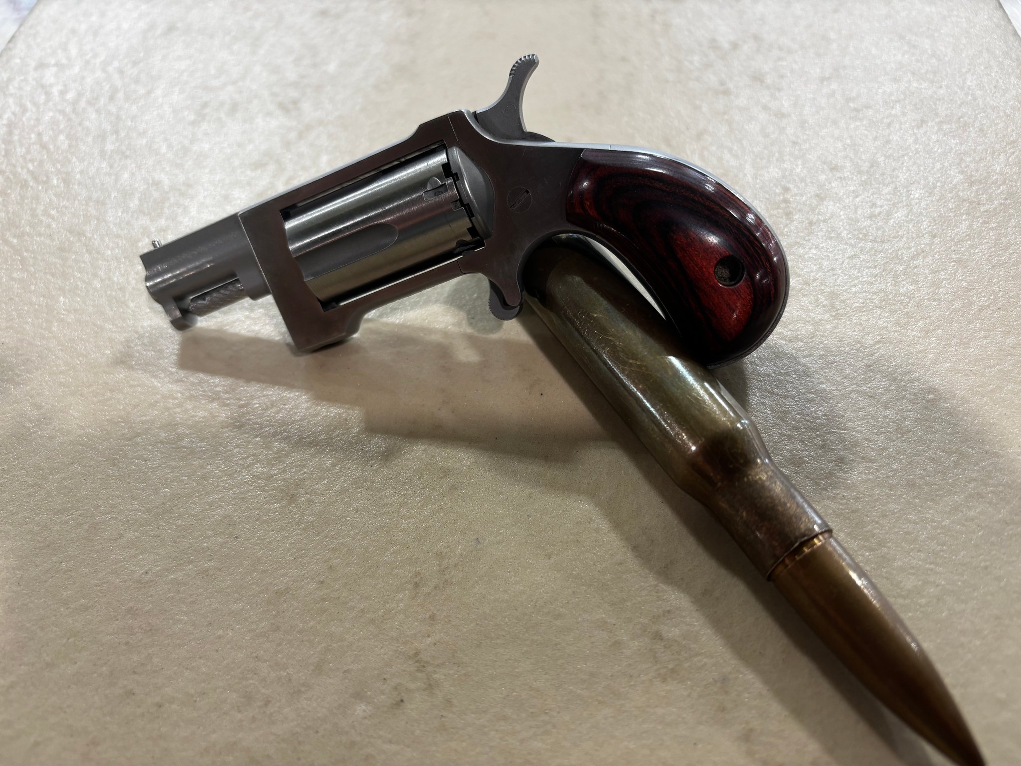 Revolver North American Arms
