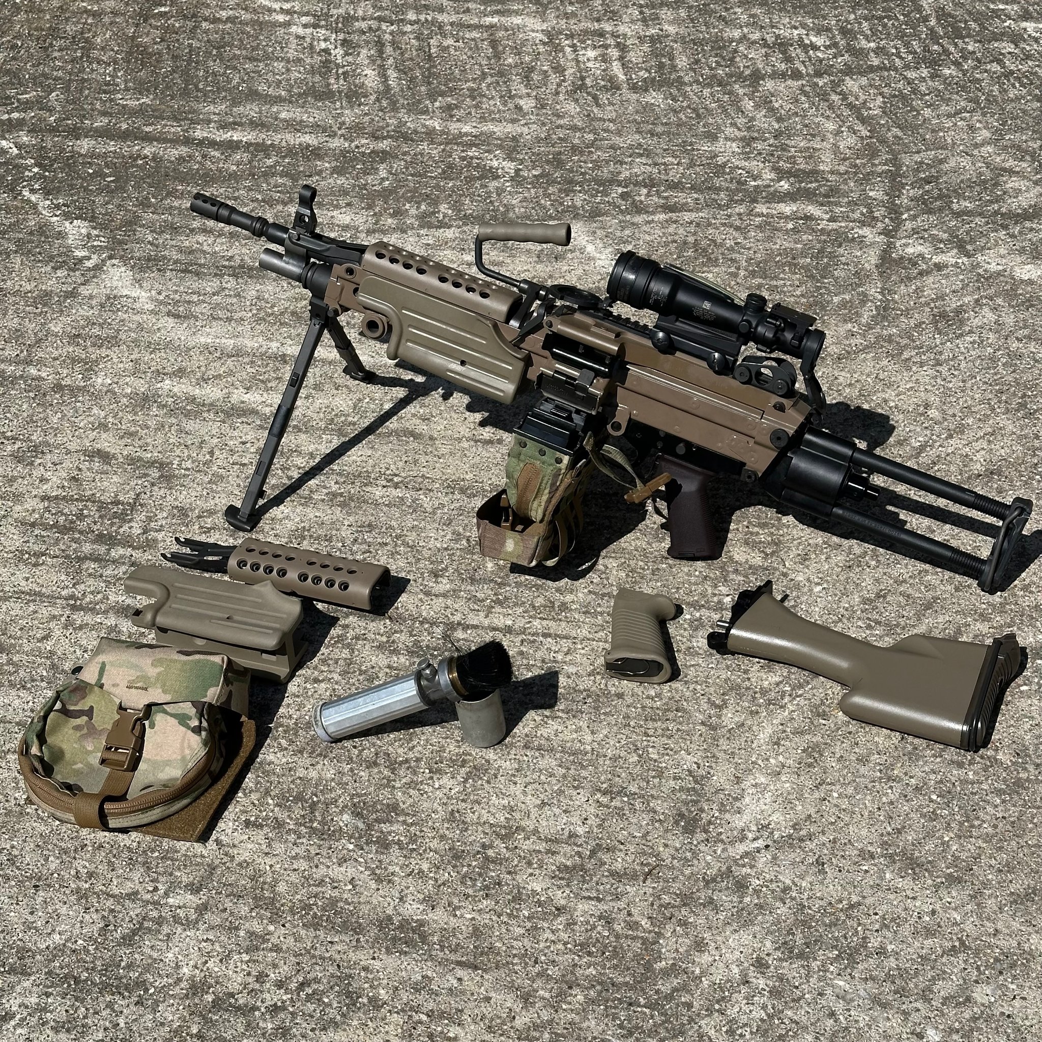 FN M249s Para