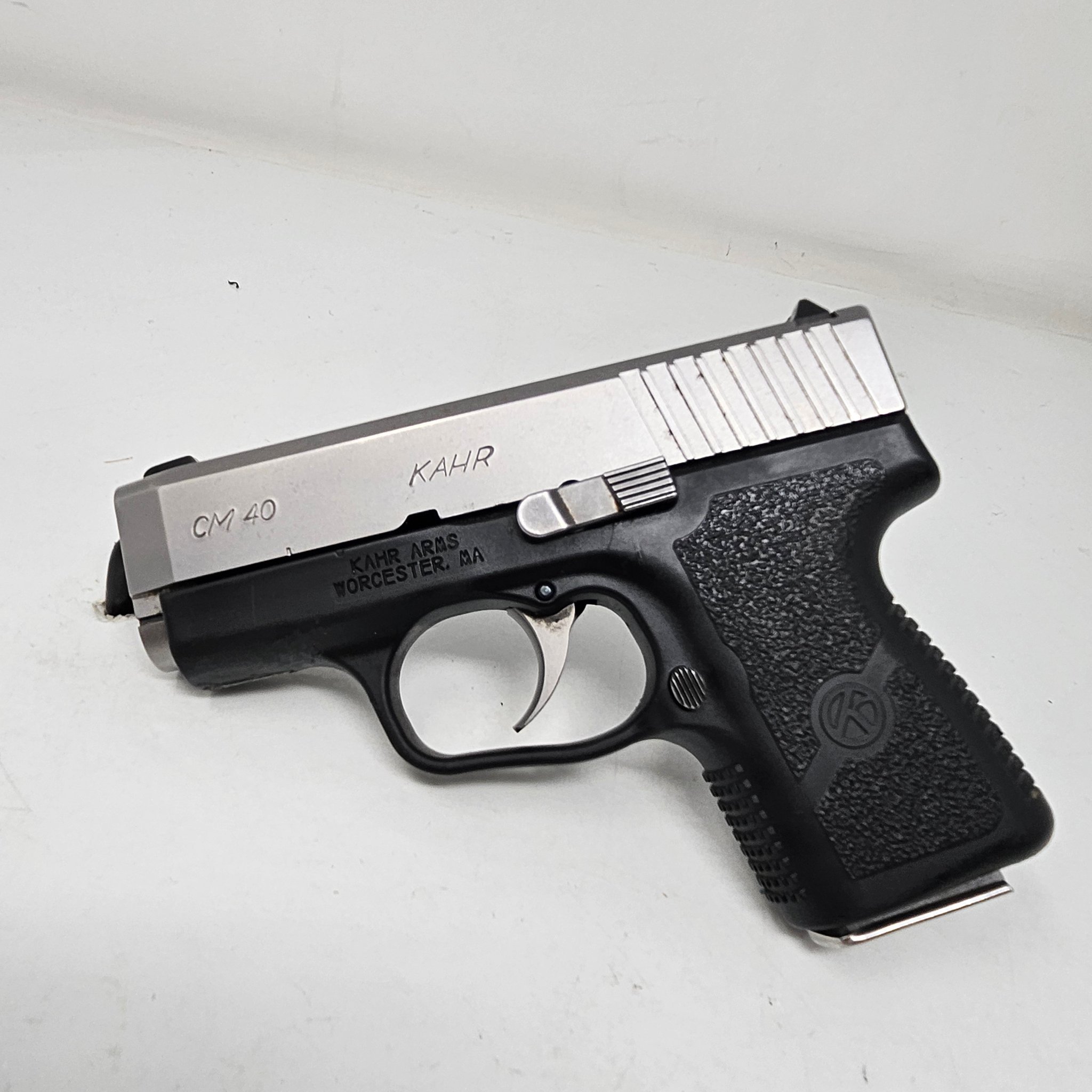 Kahr Arms Cm40