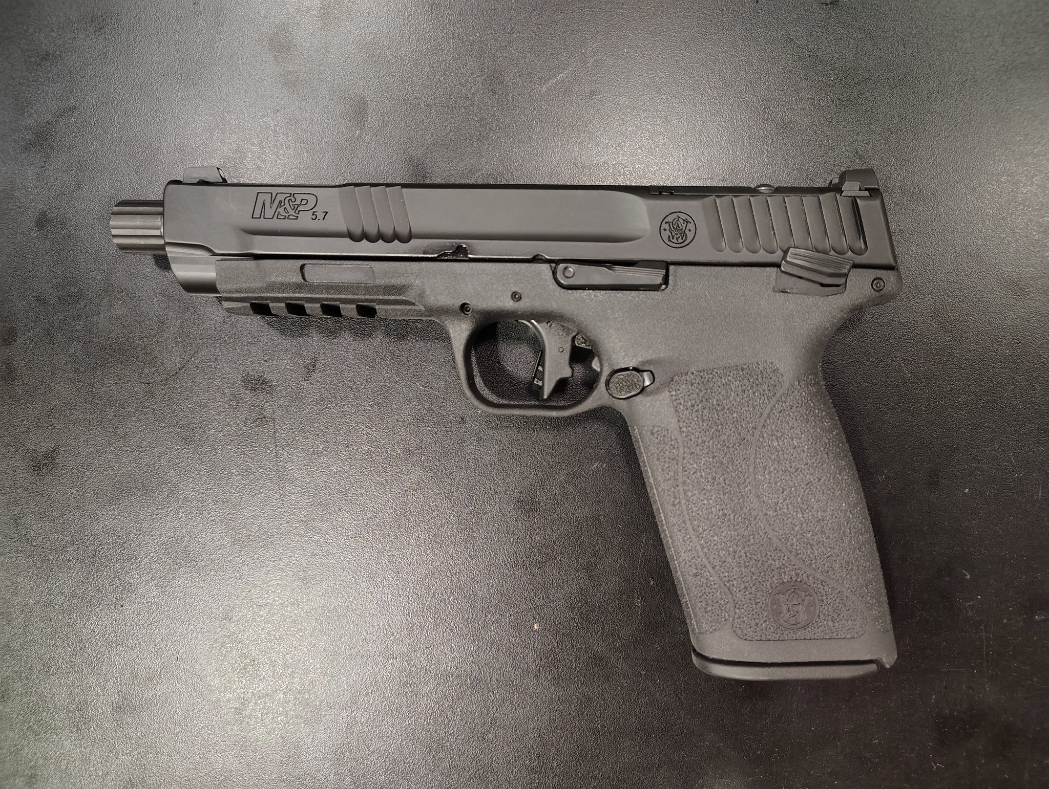 Smith & Wesson M&p 5.7 Manual Thumb Safety
