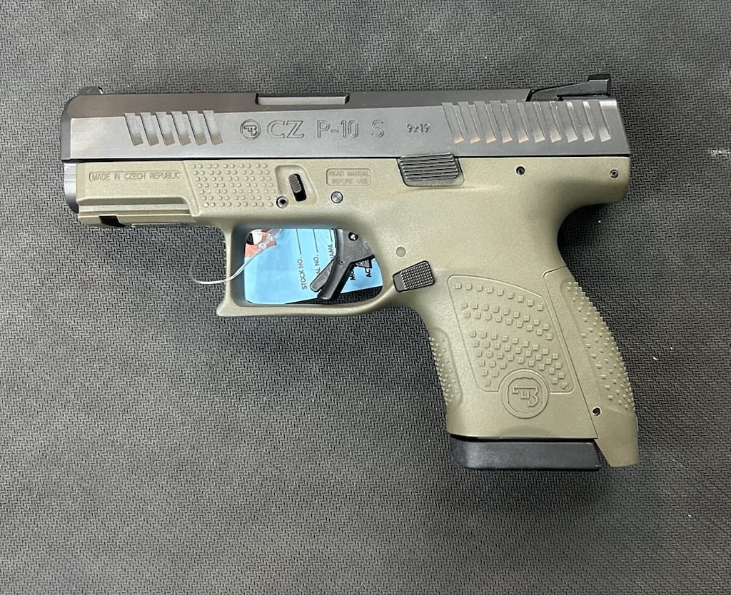 Cz P-10 S