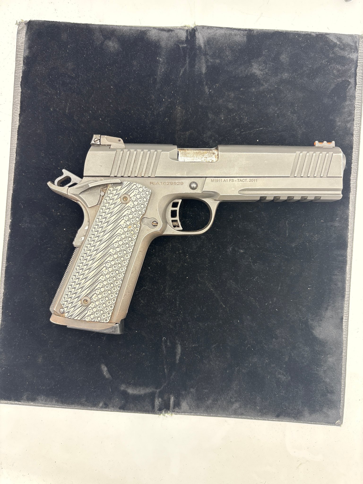 Semi Auto Rock Island Armory