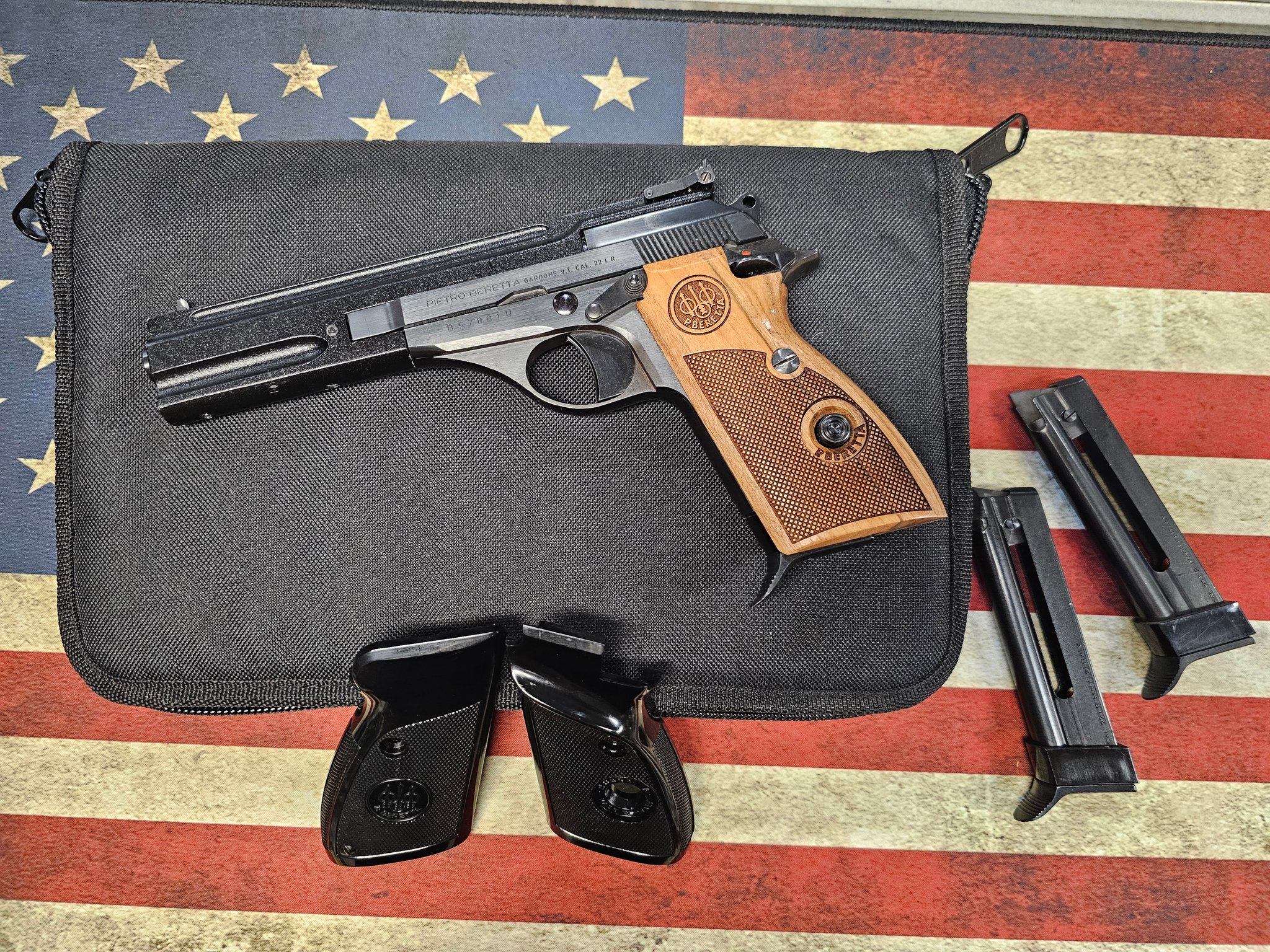Beretta 76