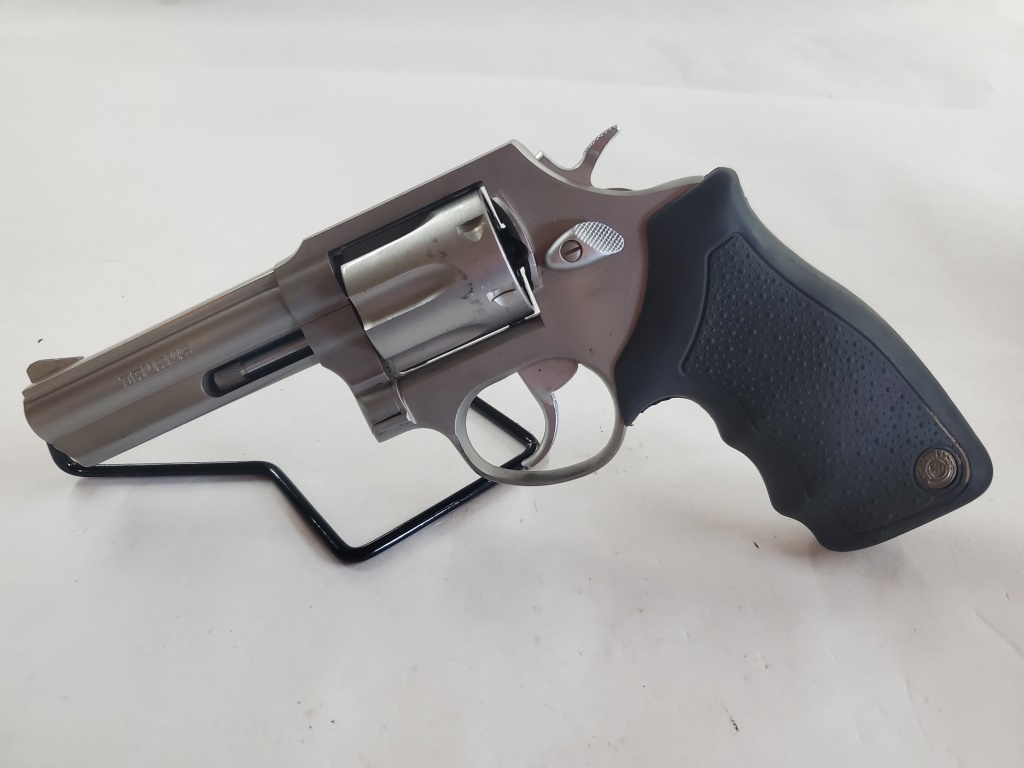 Taurus 82s