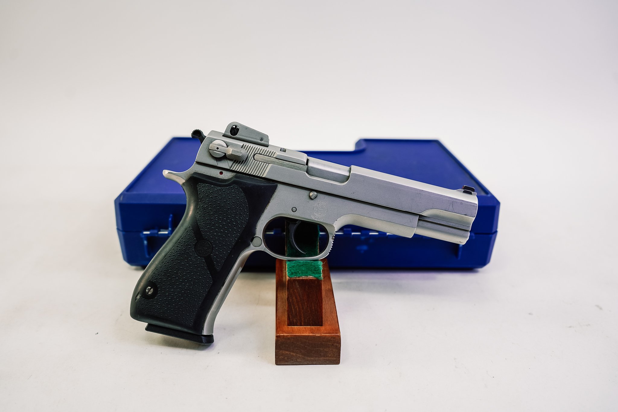 Smith & Wesson 4506-1