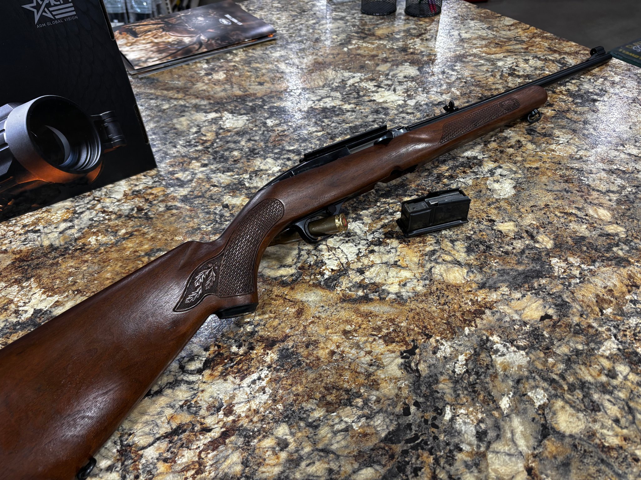 Winchester 100