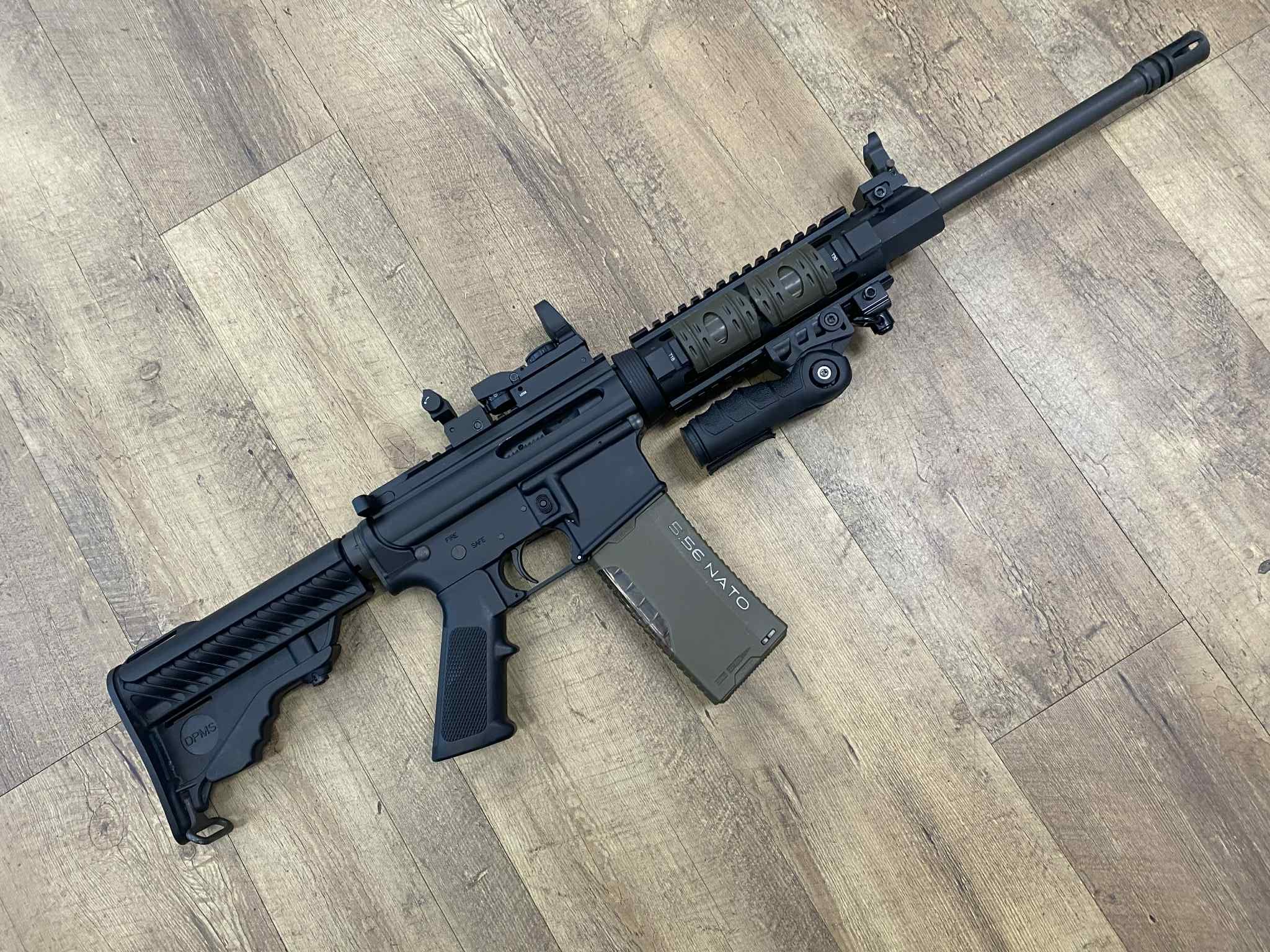Dpms Ar 15 Ar-15 A-15 Rifle 5.56 Nato With Red Dot