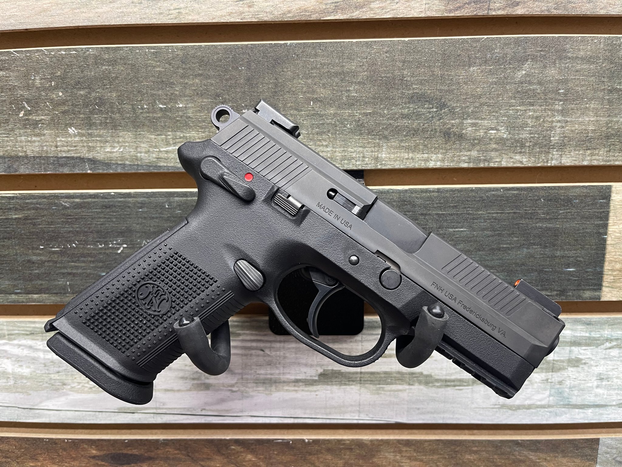 Fn x-9