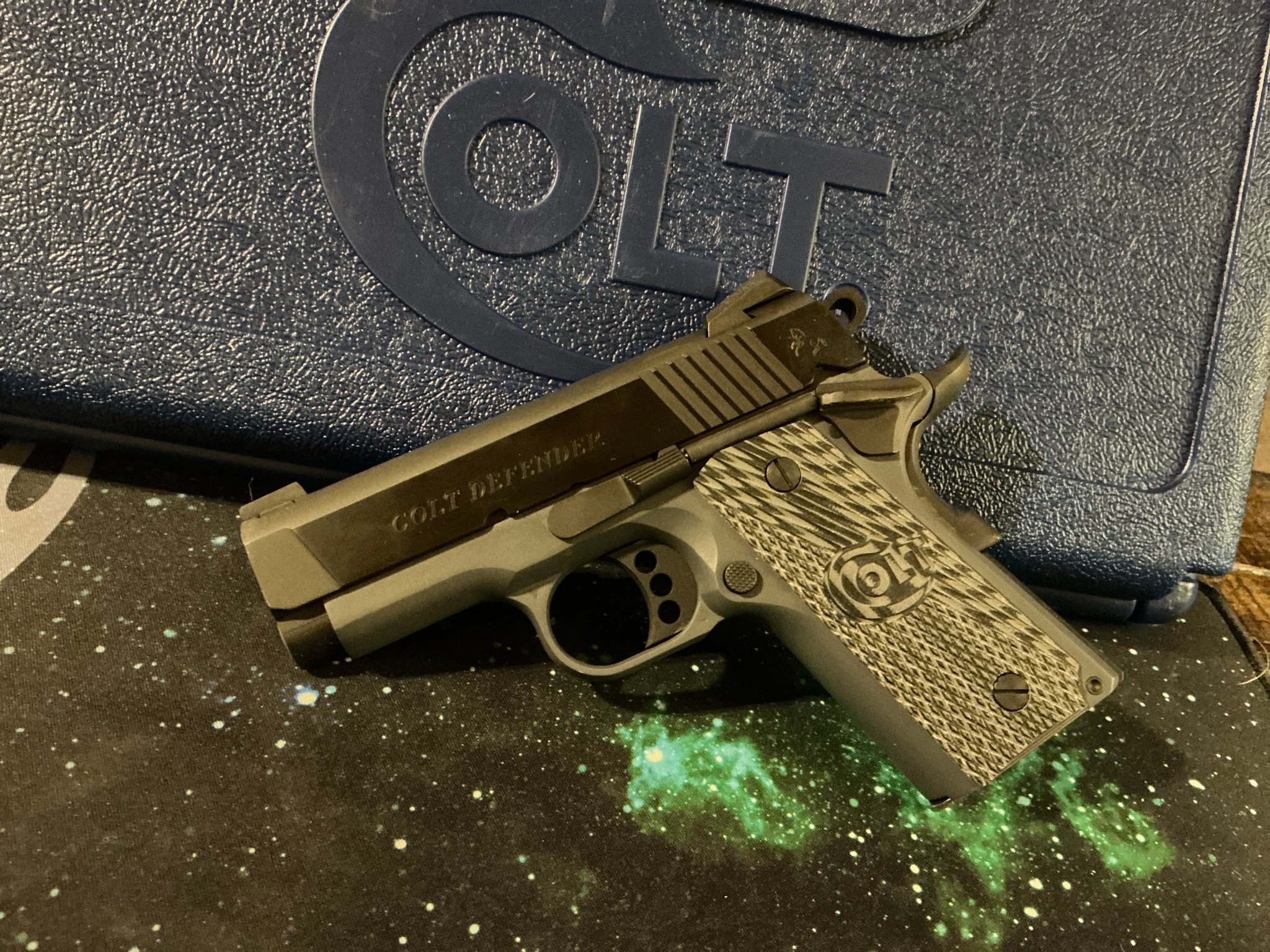 Colt Defender 1911