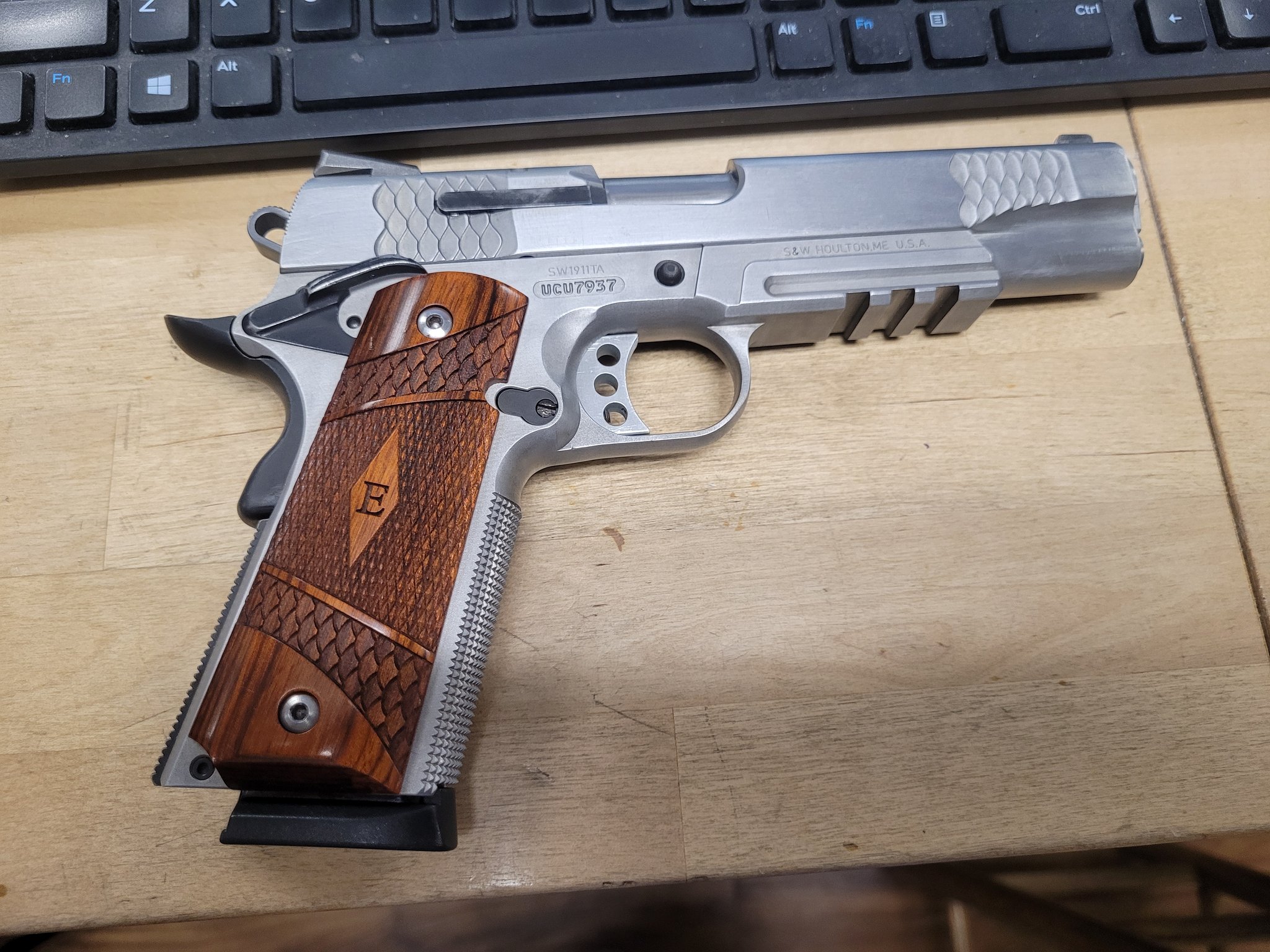 Smith & Wesson Sw1911ta E-series