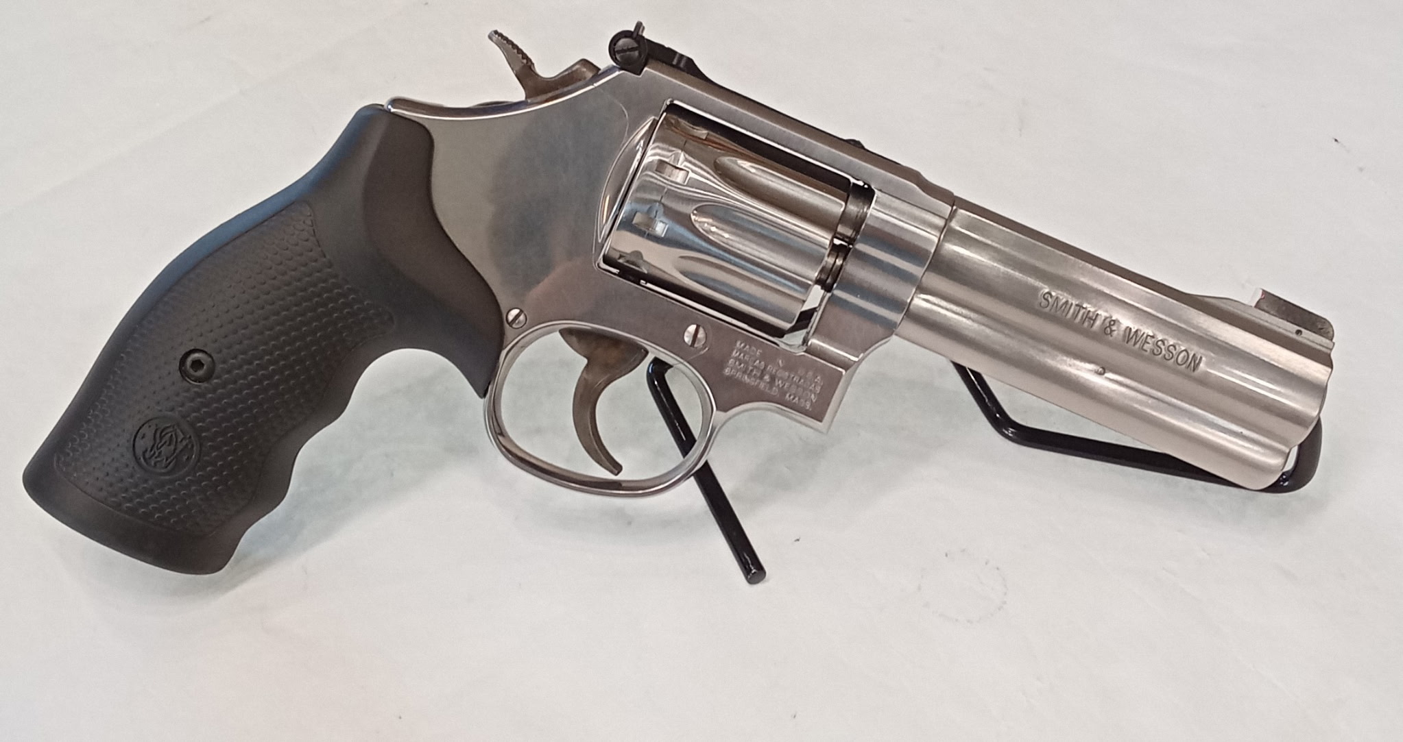 Smith & Wesson Model 617