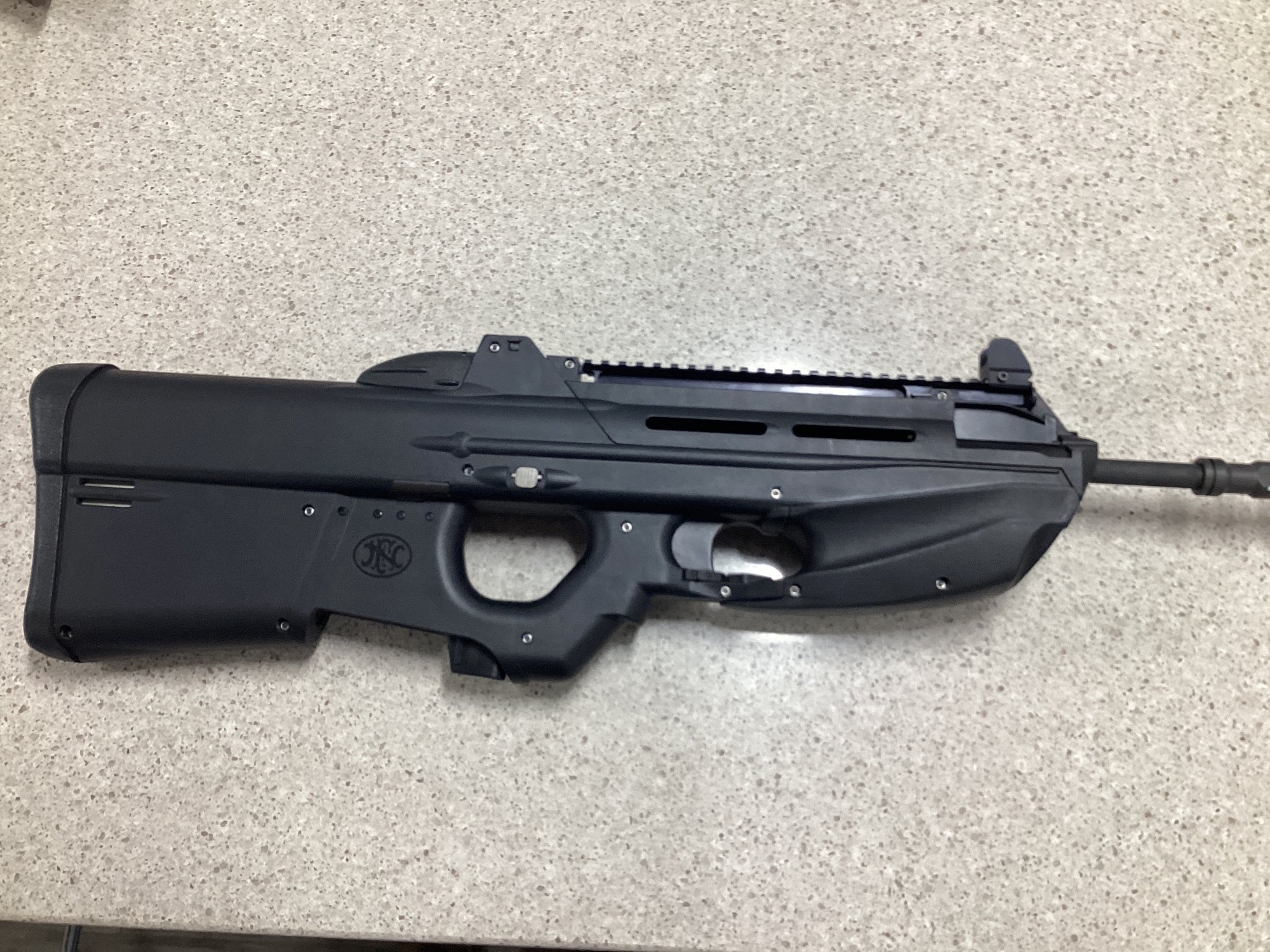 Fn Fs2000