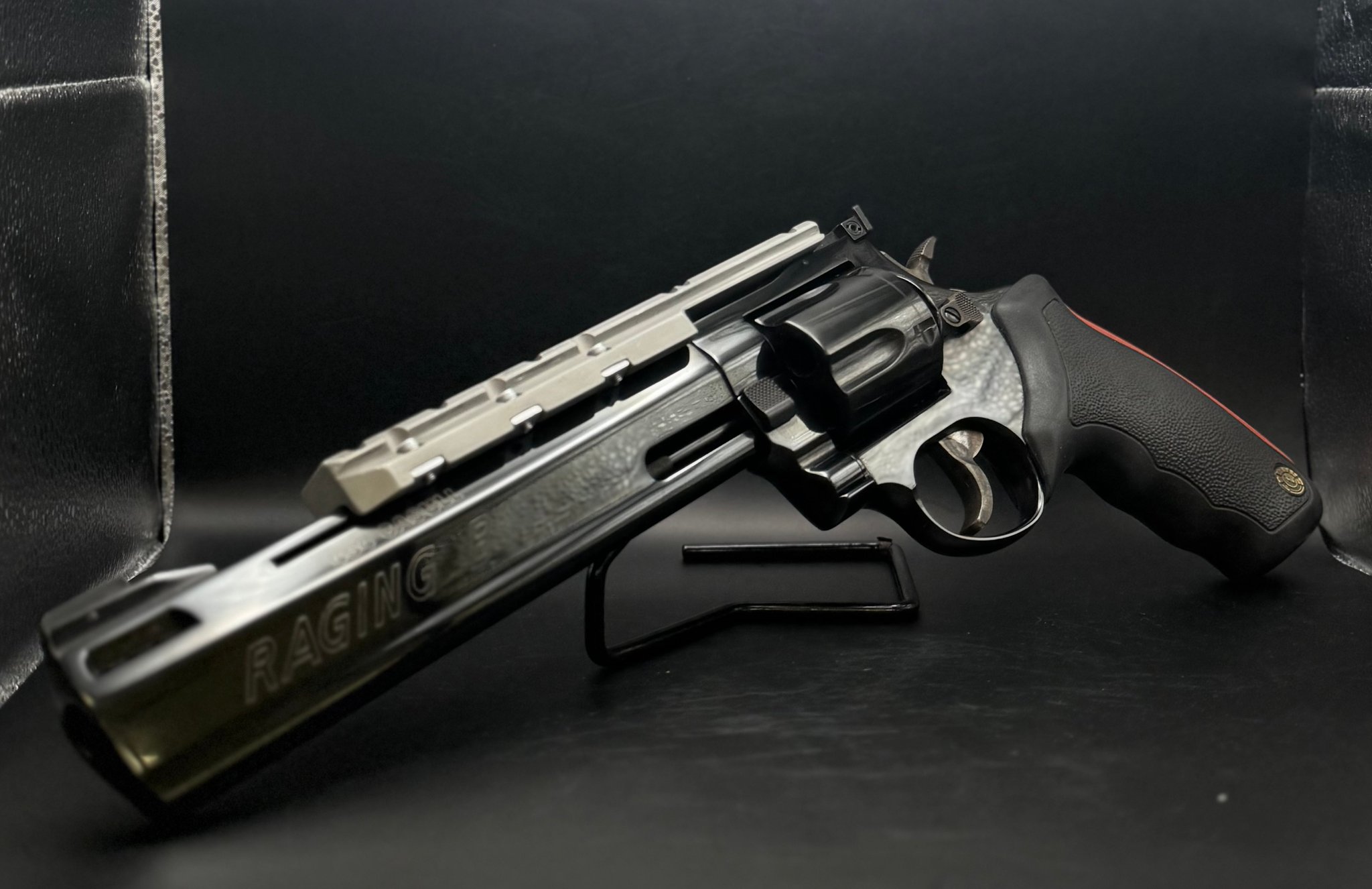 Taurus 454 Raging Bull