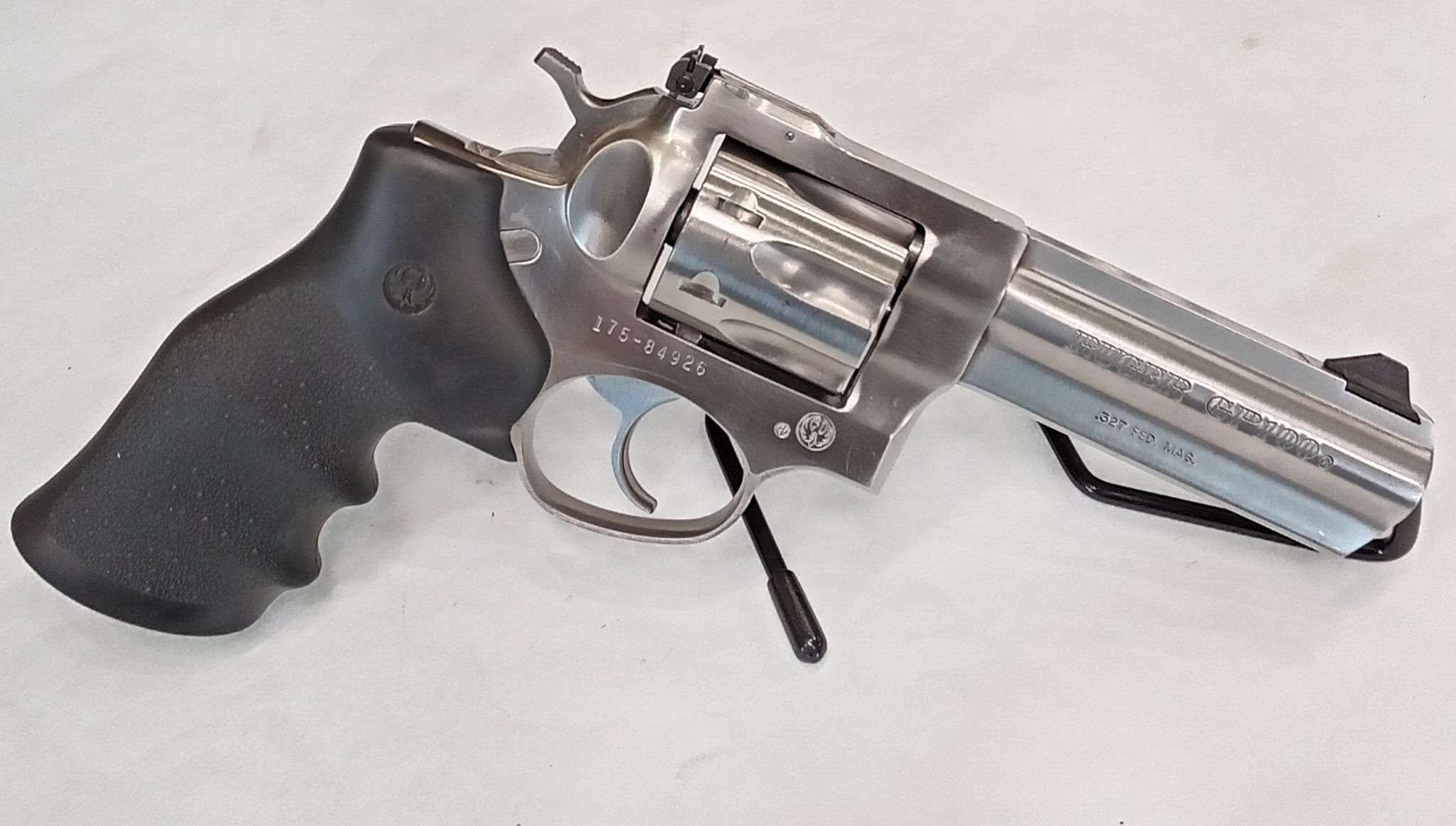 Ruger Gp100 7-shot