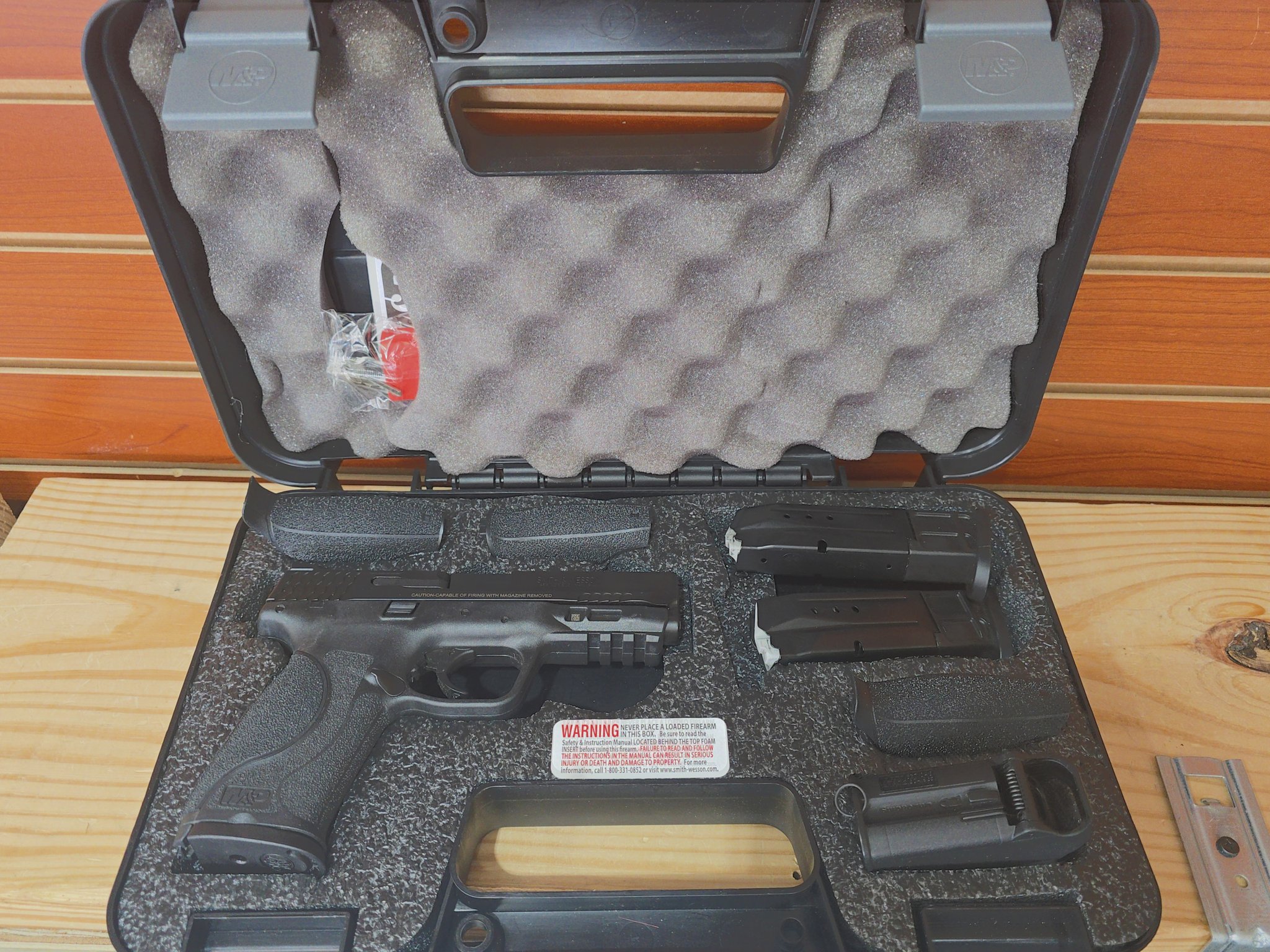 Smith & Wesson M&p9 M2.0 Carry And Range Kit