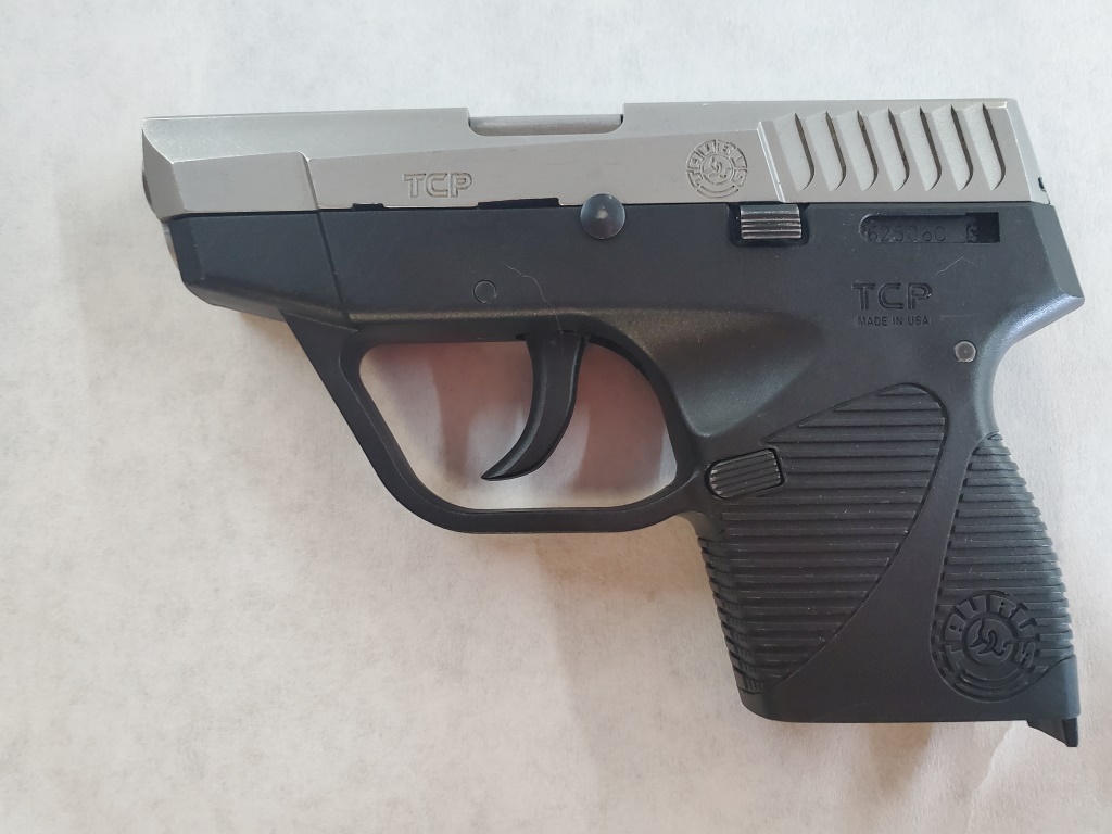Taurus Pt 738