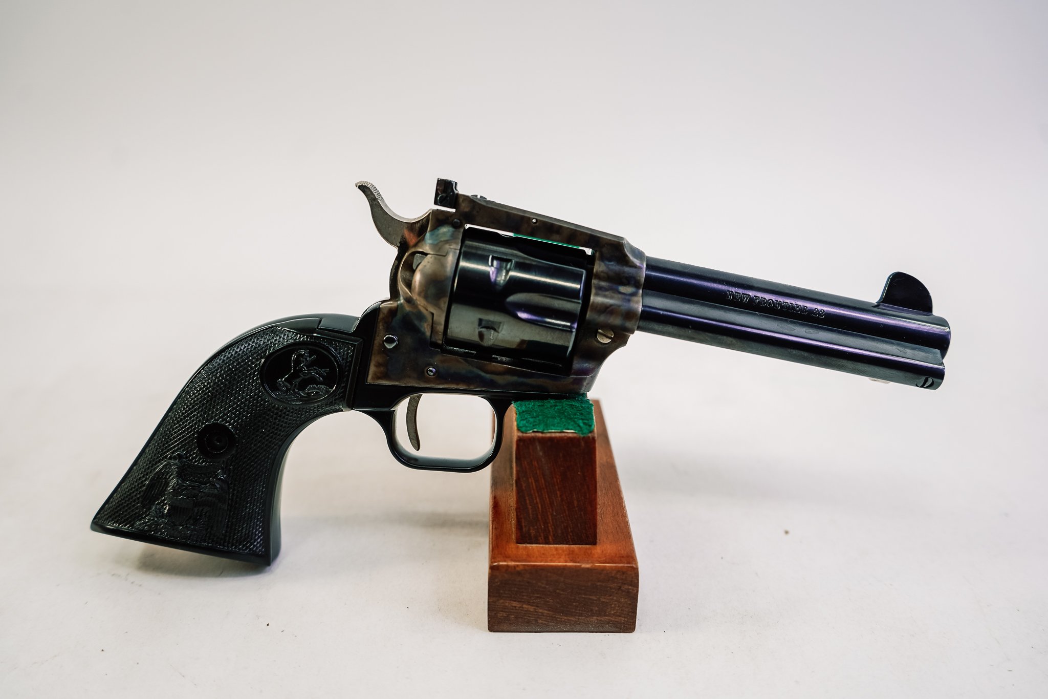 Colt New Frontier