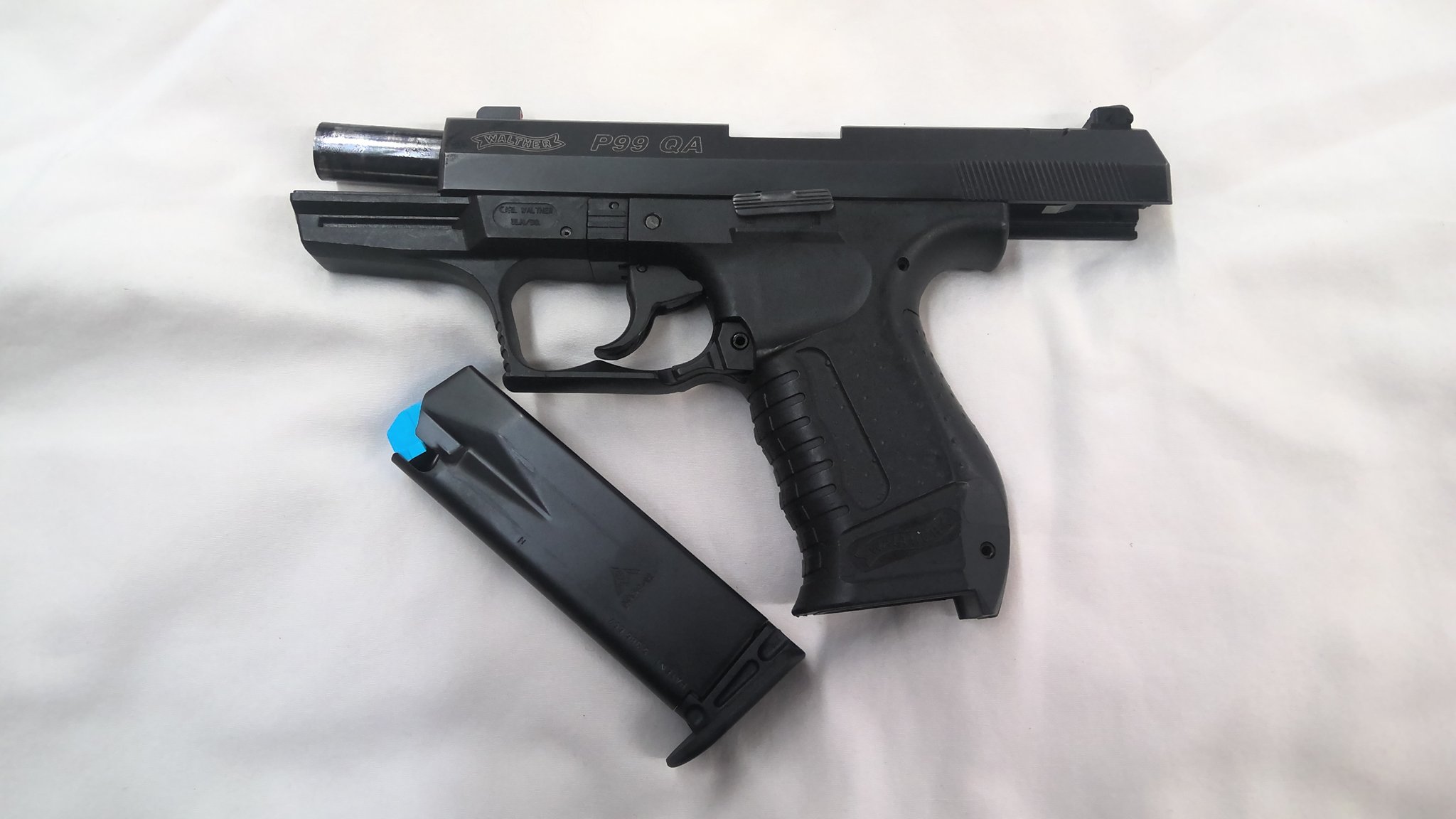 Walther P99