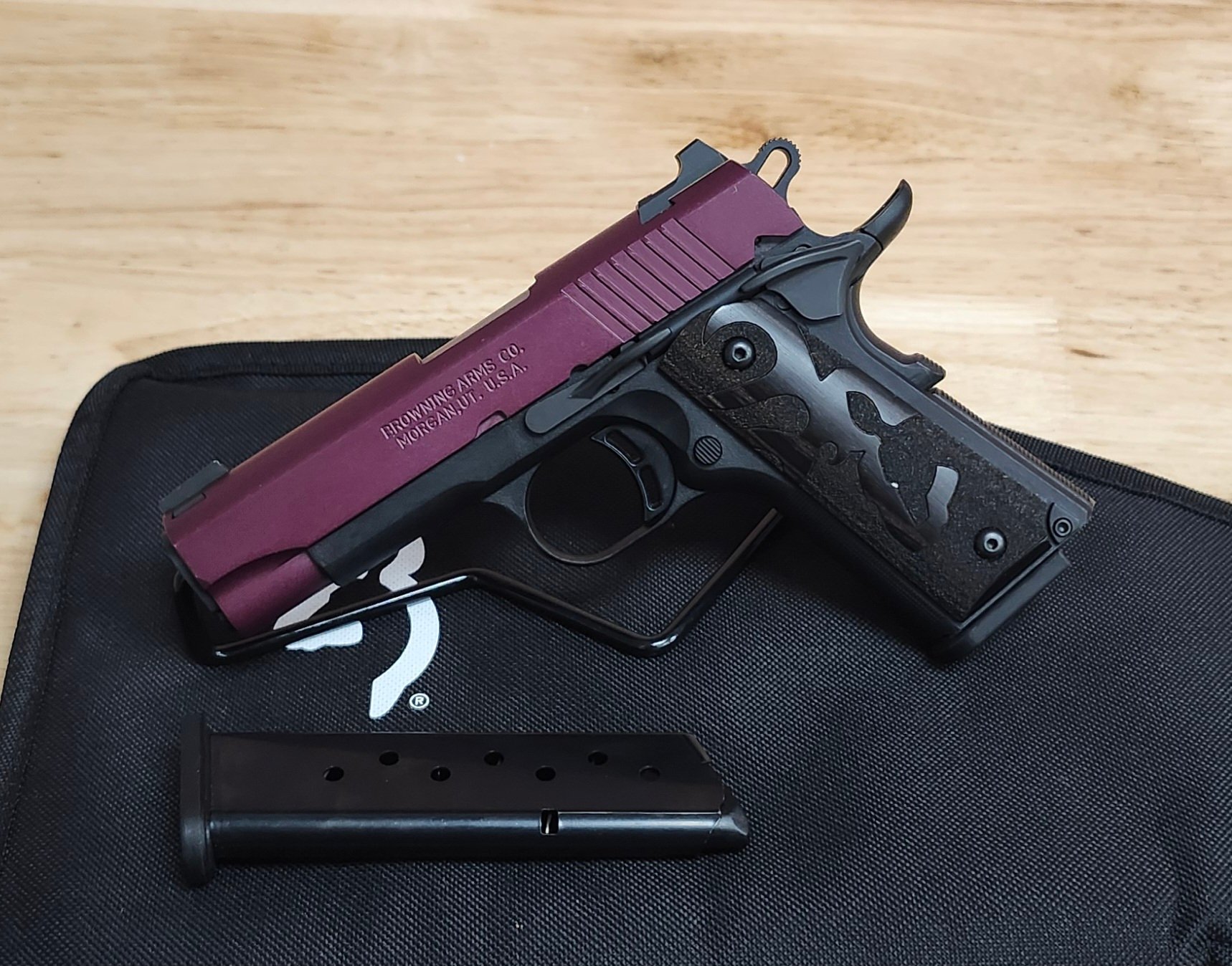 ECOM00447840 BROWNING 1911-380 Black Label ECOM00447840 539740