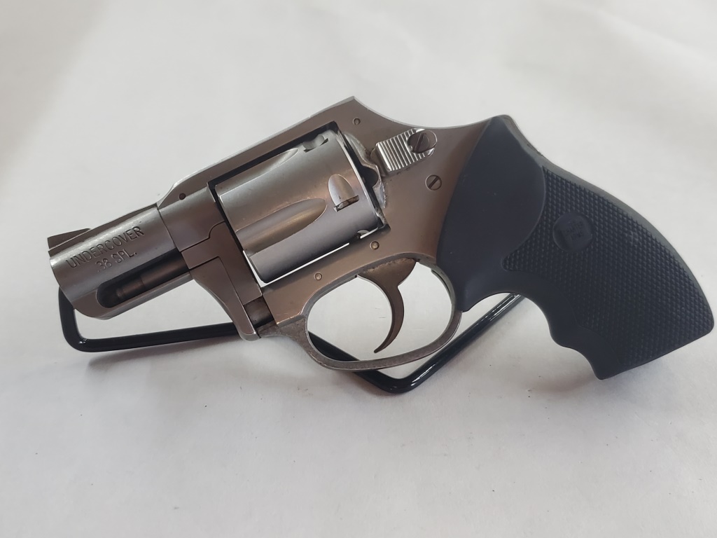 Revolver Charter Arms