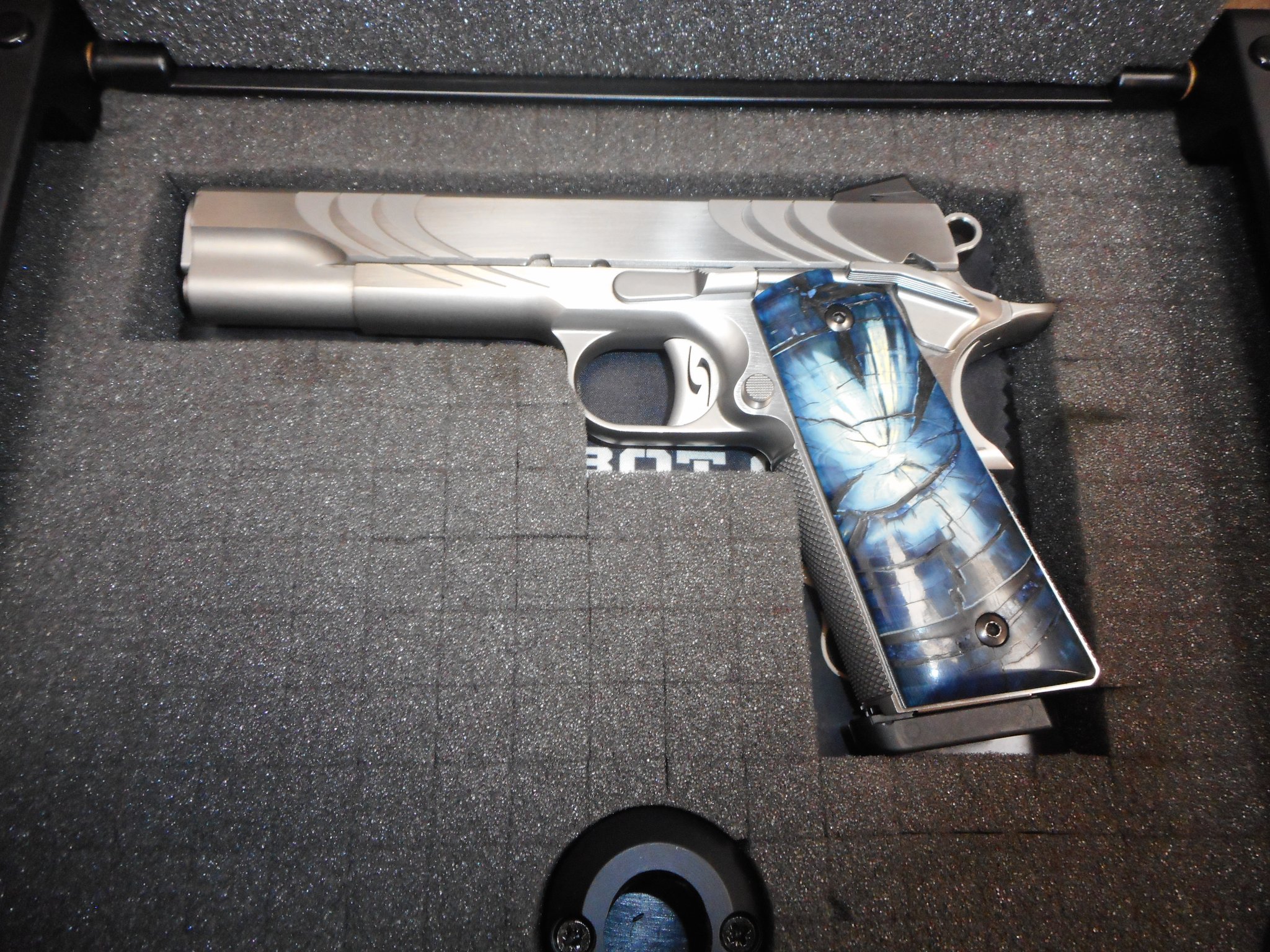 CABOT Guns 1911 ECOM00449082 541196