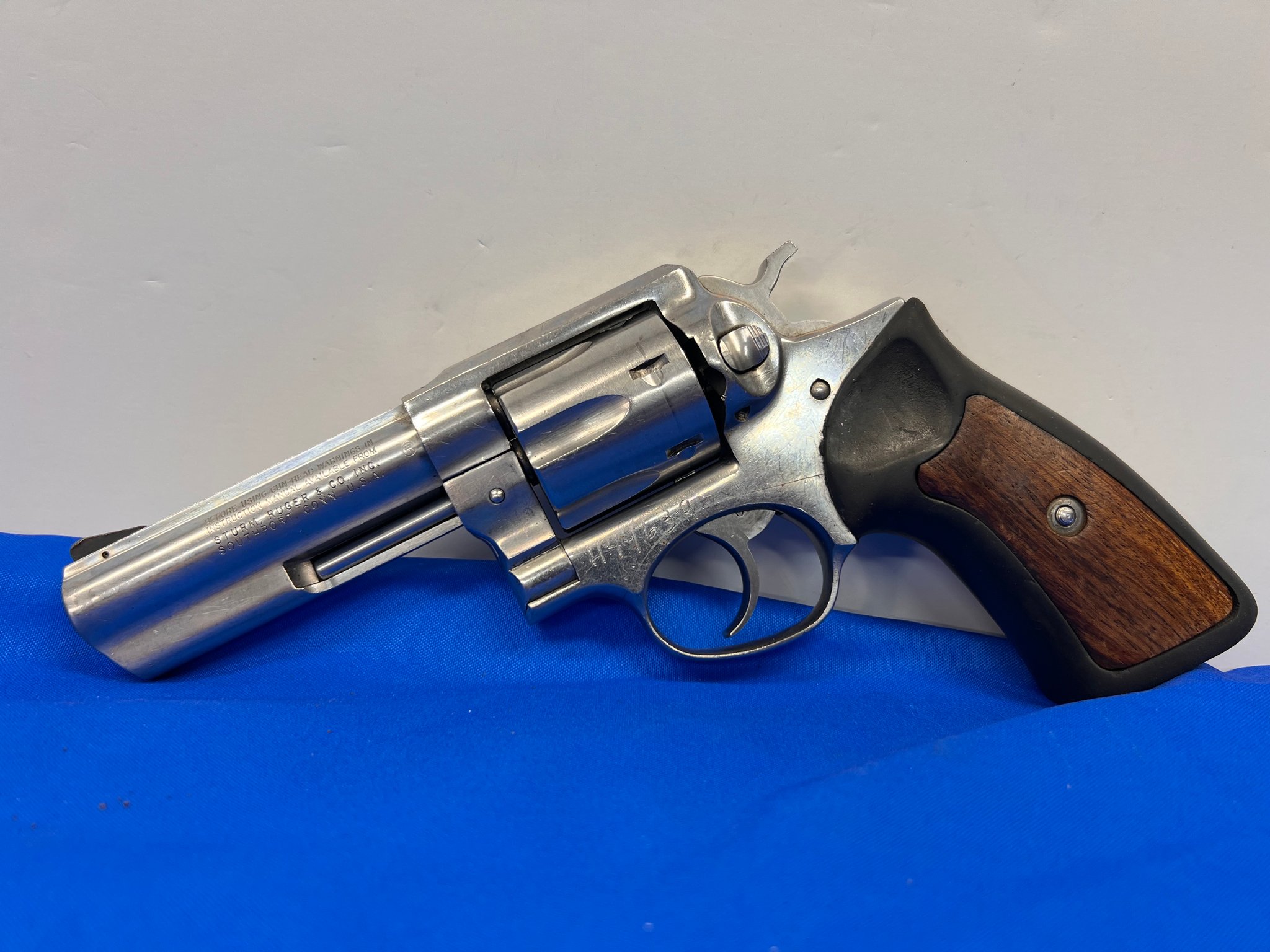 ECOM00449671 RUGER Gp100 (police Trade In) ECOM00449671 541891
