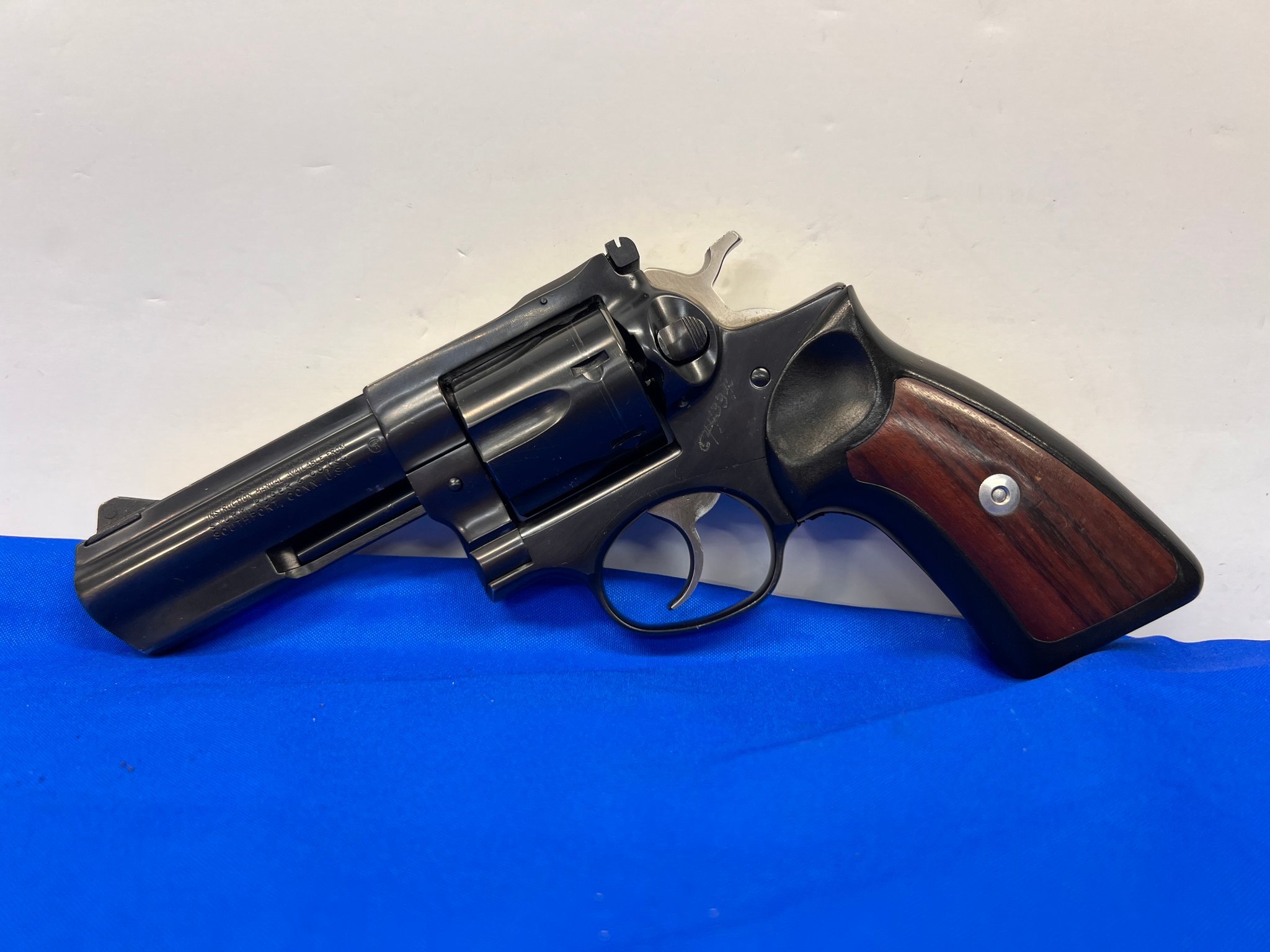 ECOM00449682 RUGER Gp100 (police Trade In) ECOM00449682 541907