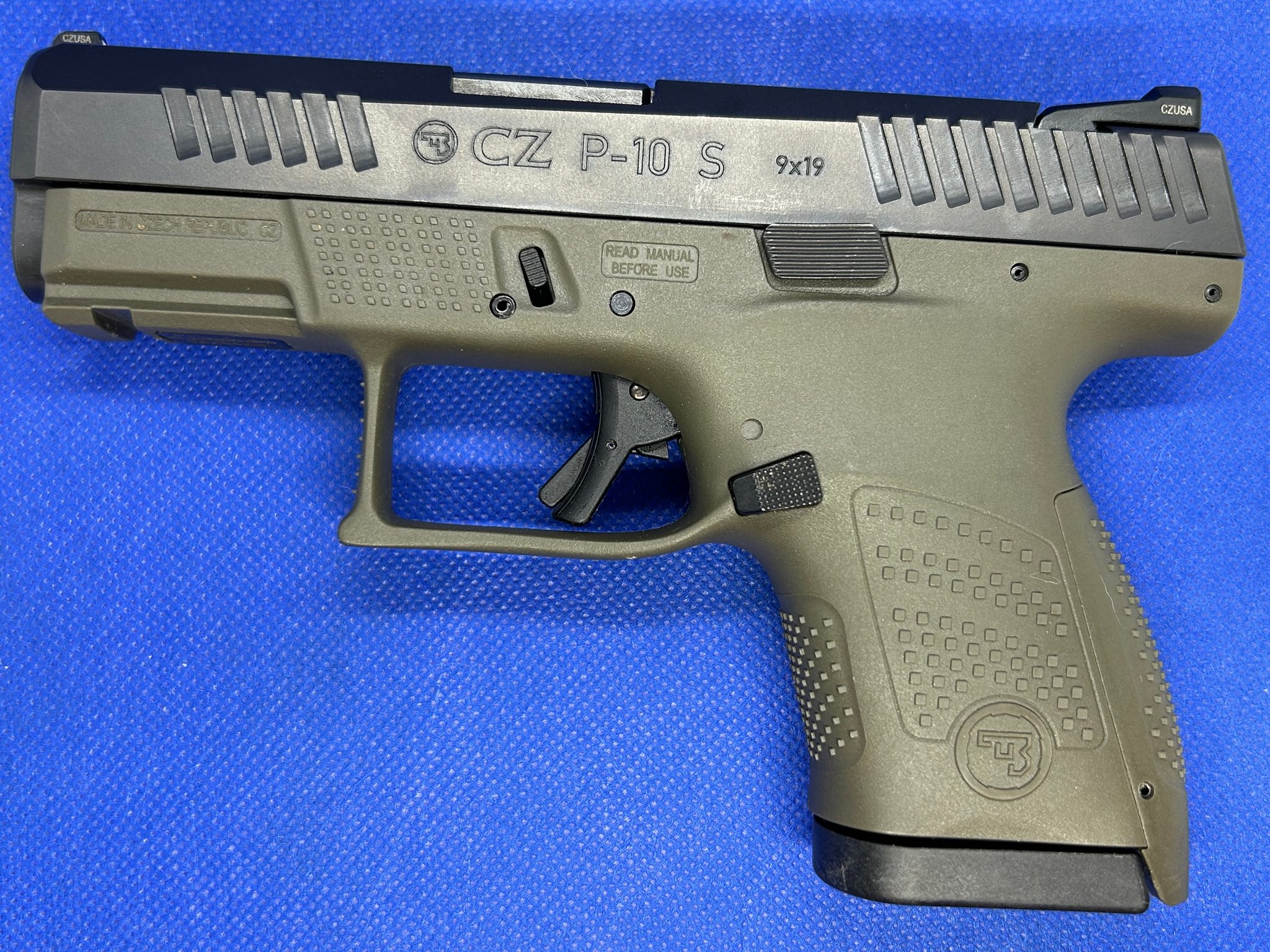 Cz P-10s