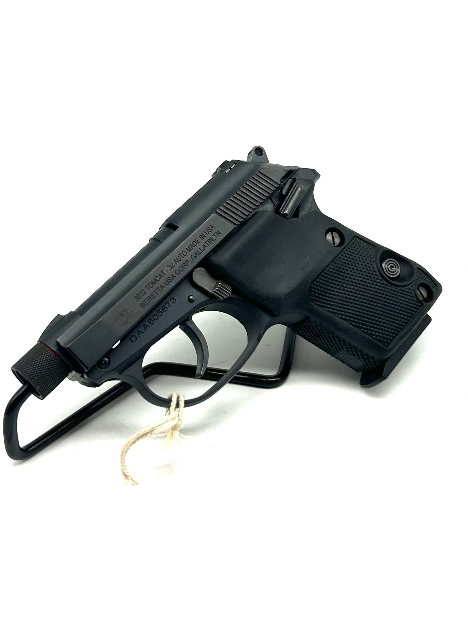 Beretta 3032 Tomcat 32acp