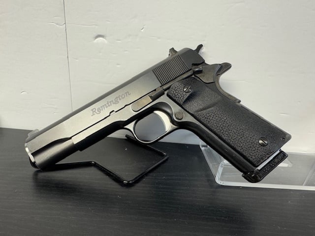 Remington 1911 R1 Commander
