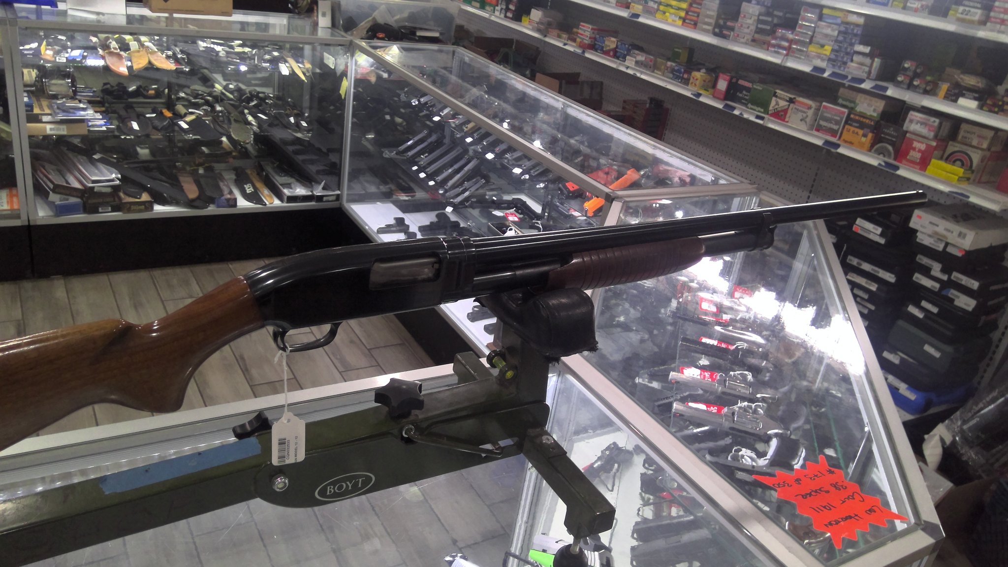 Winchester 12