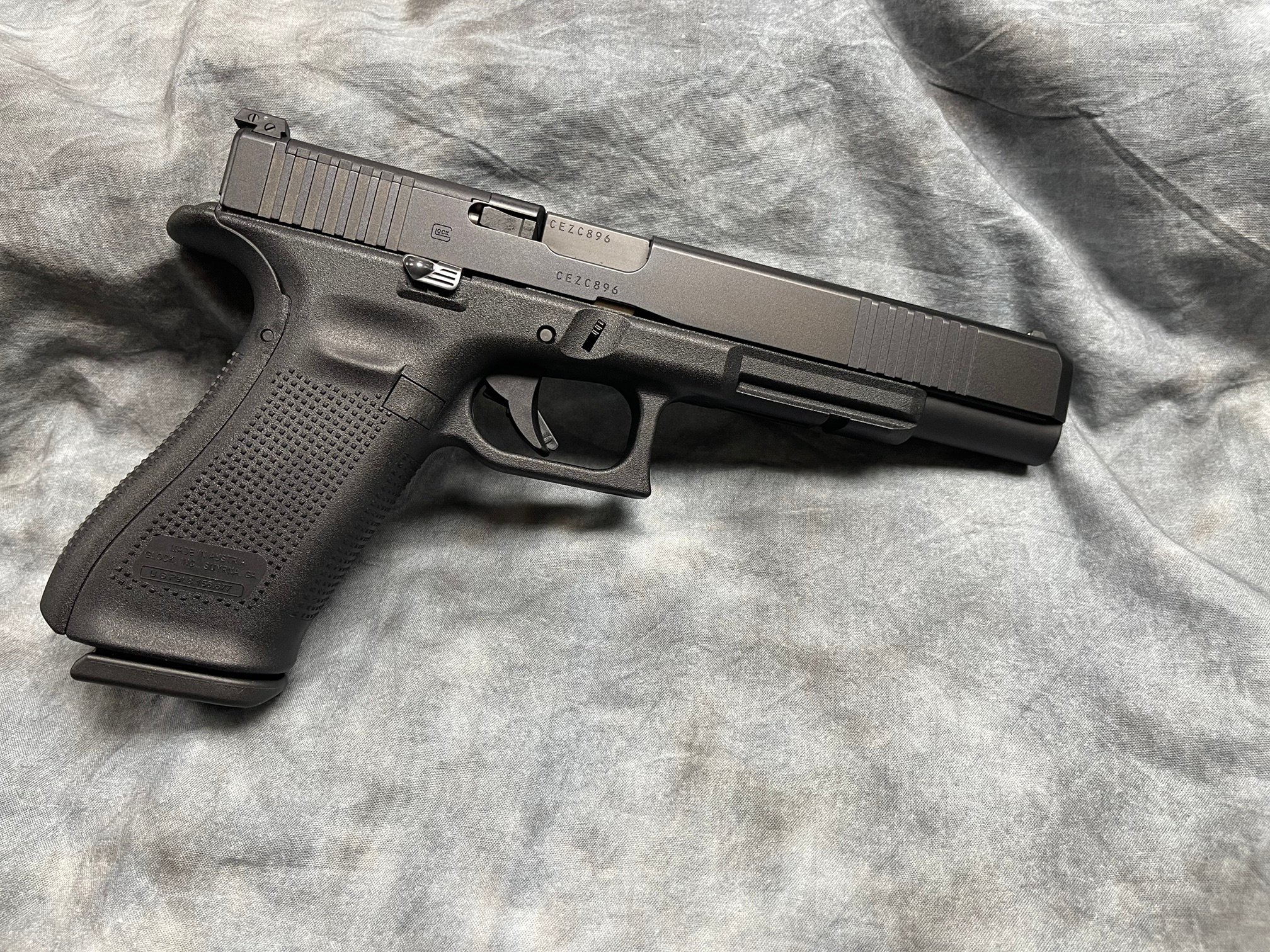 Glock G17l
