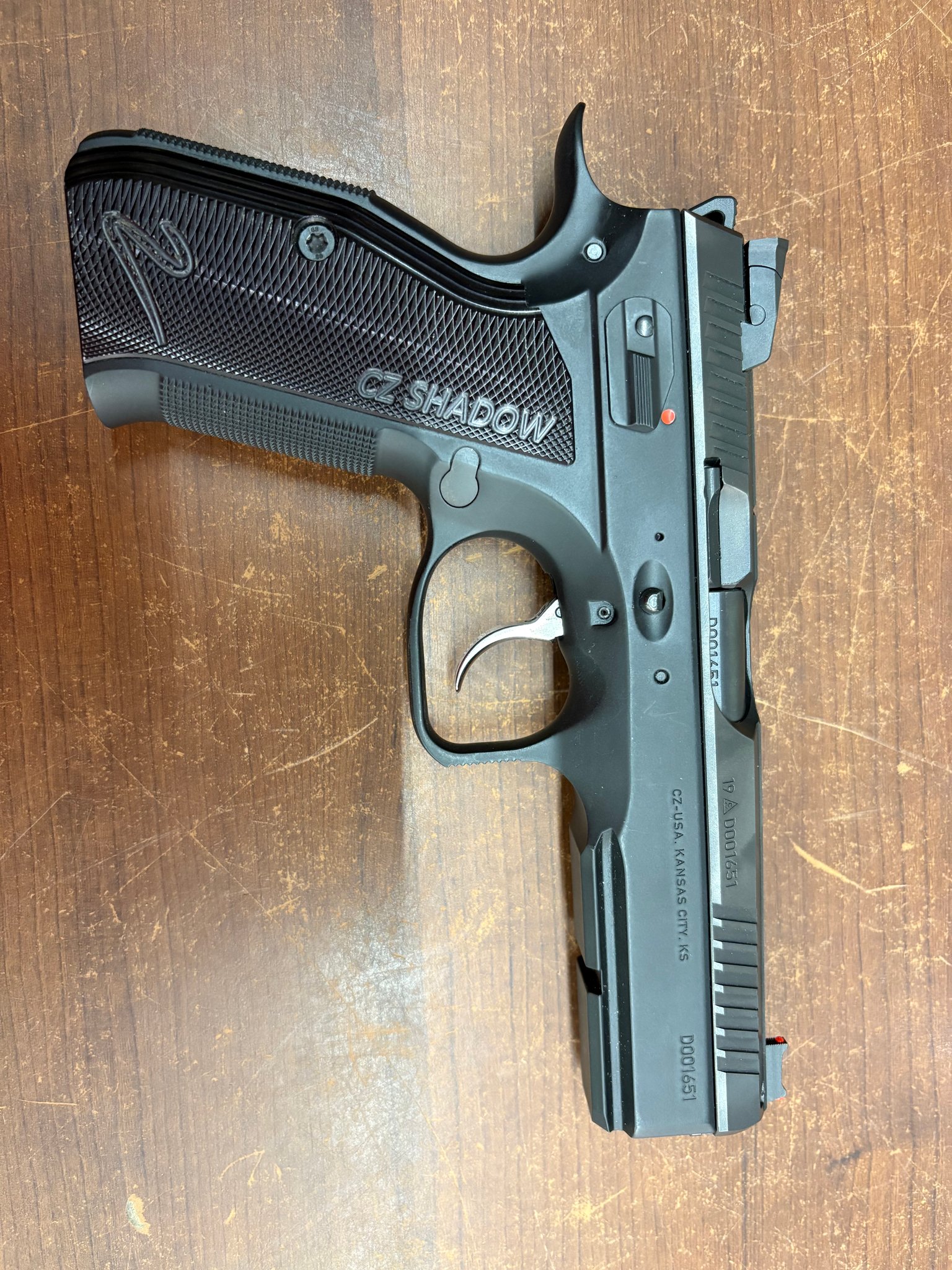Cz Shadow 2