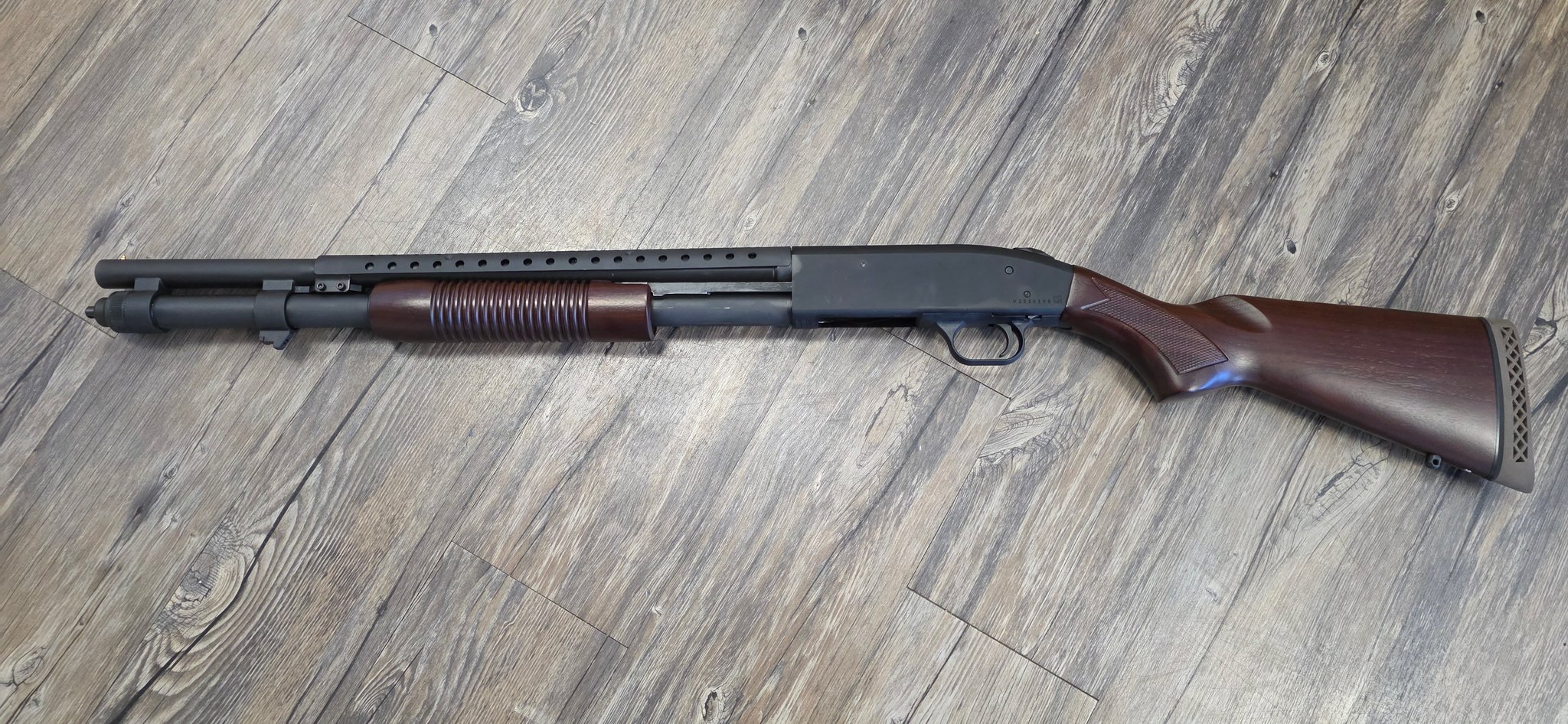 Mossberg 590 Retrograde