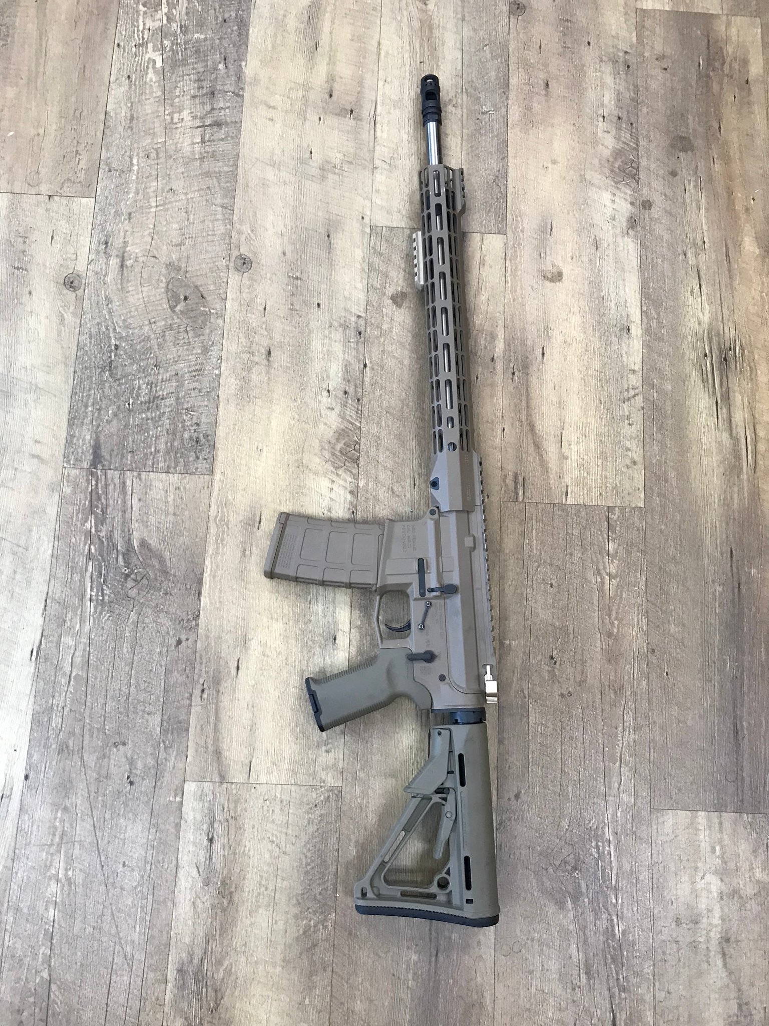 Aero Precision Pew4e1