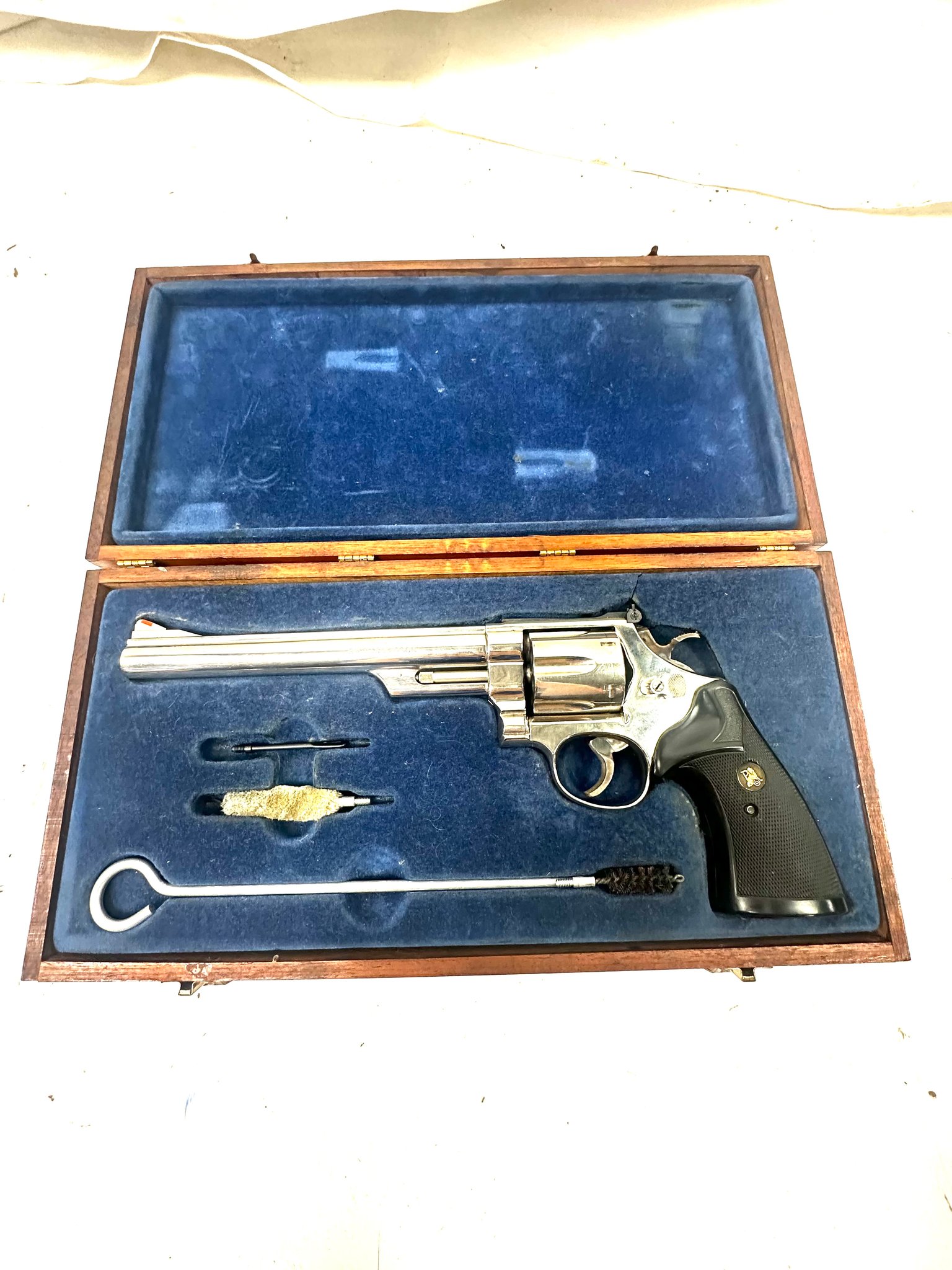 Smith & Wesson 57