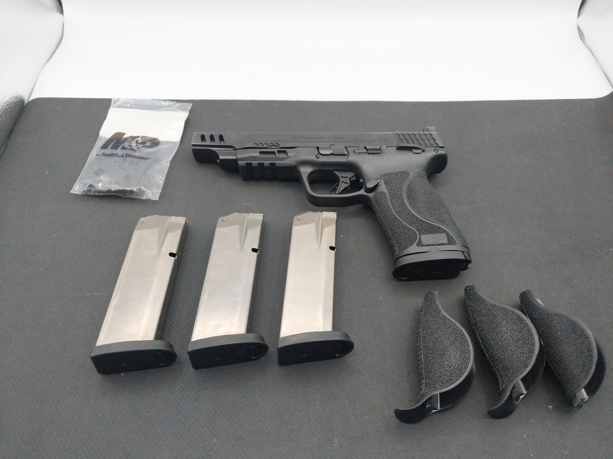 Smith & Wesson Performance Center M&p 10mm M2.0 10rd Compliant