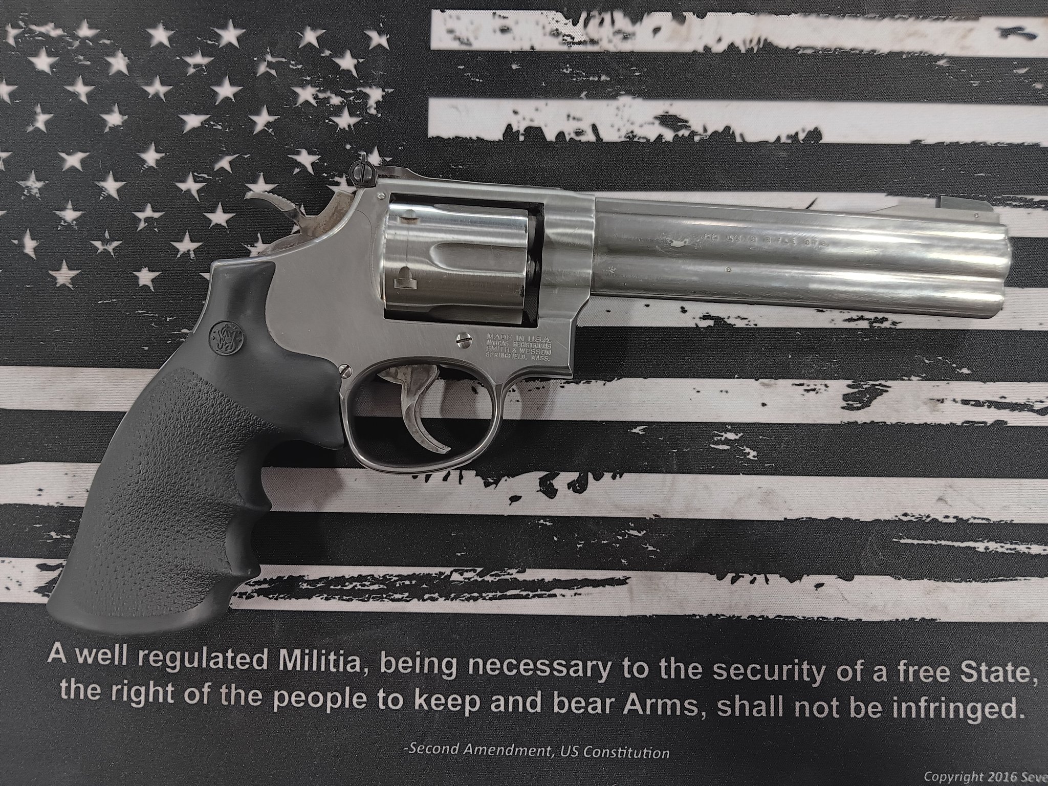 SMITH & WESSON MODEL 617