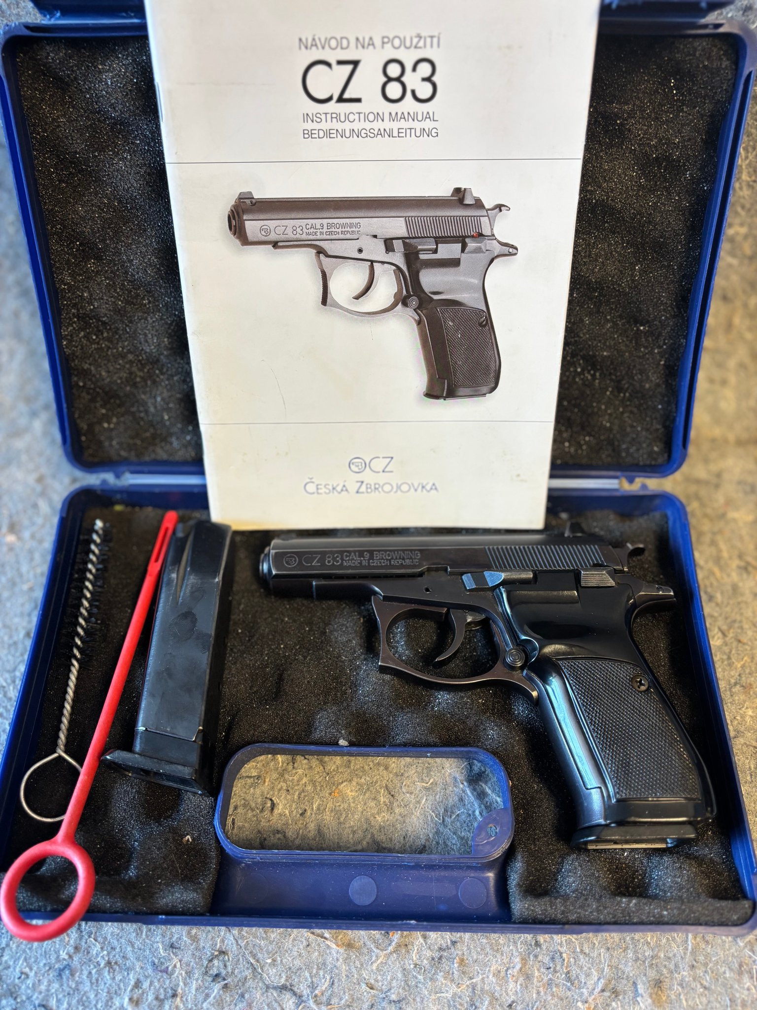 Cz 83