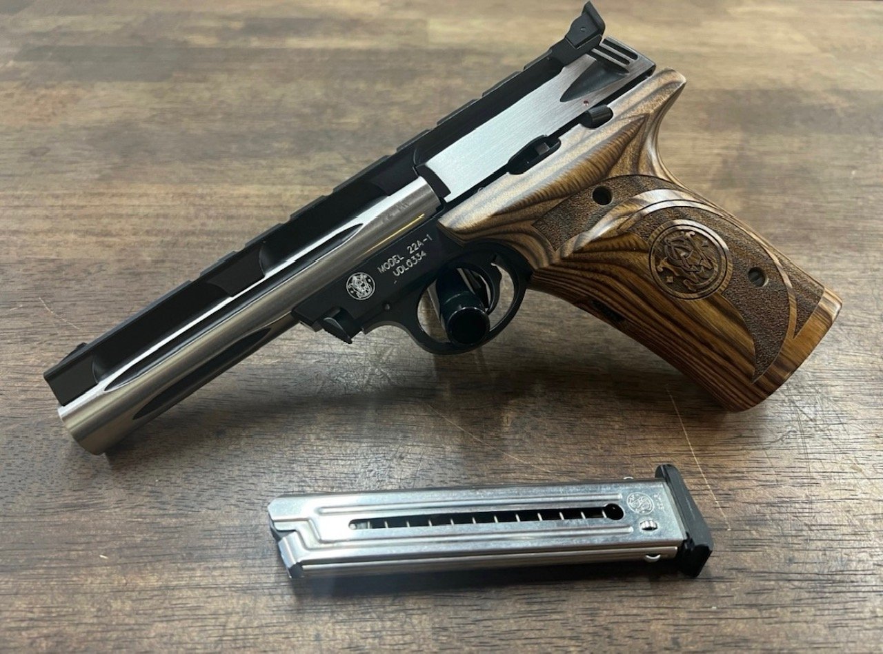 Smith & Wesson 22a - 1