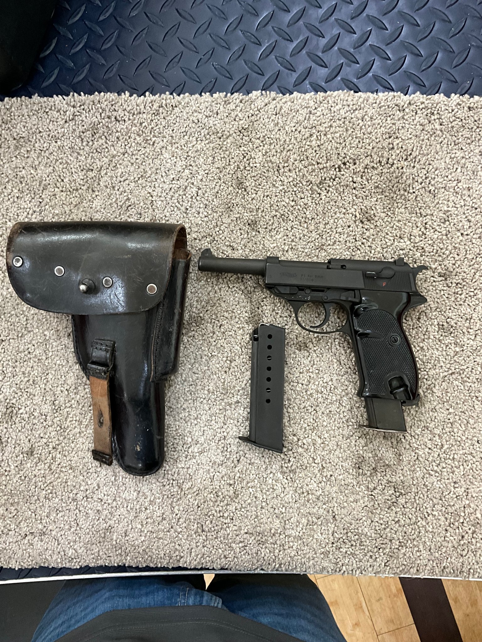 Walther P1