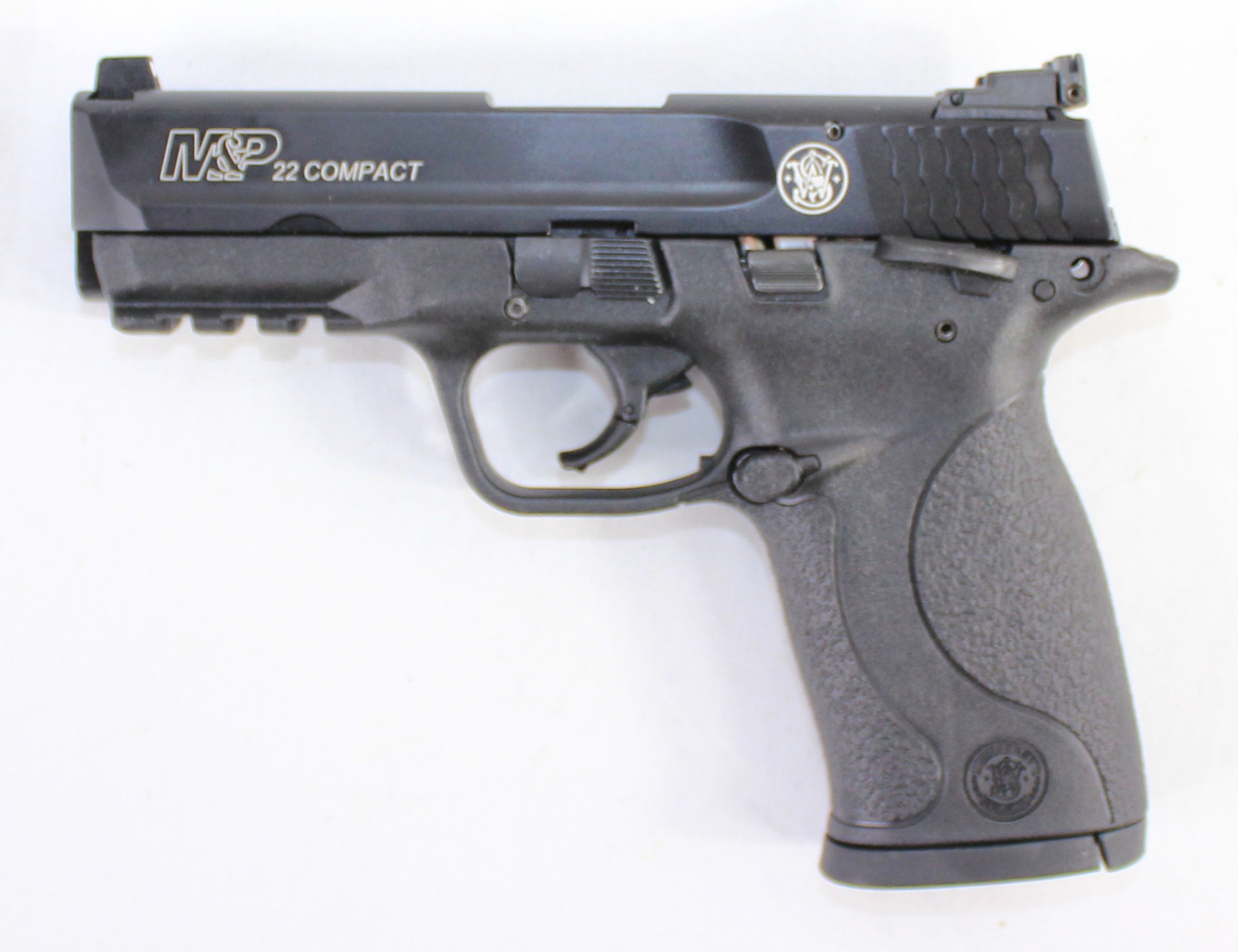 Smith & Wesson M&p 22 Compact 22lr 3.5" Ts 4-mags 10+1