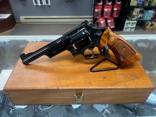 Smith & Wesson 27