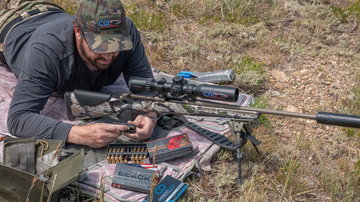 loading X-Bolt 2 magazine