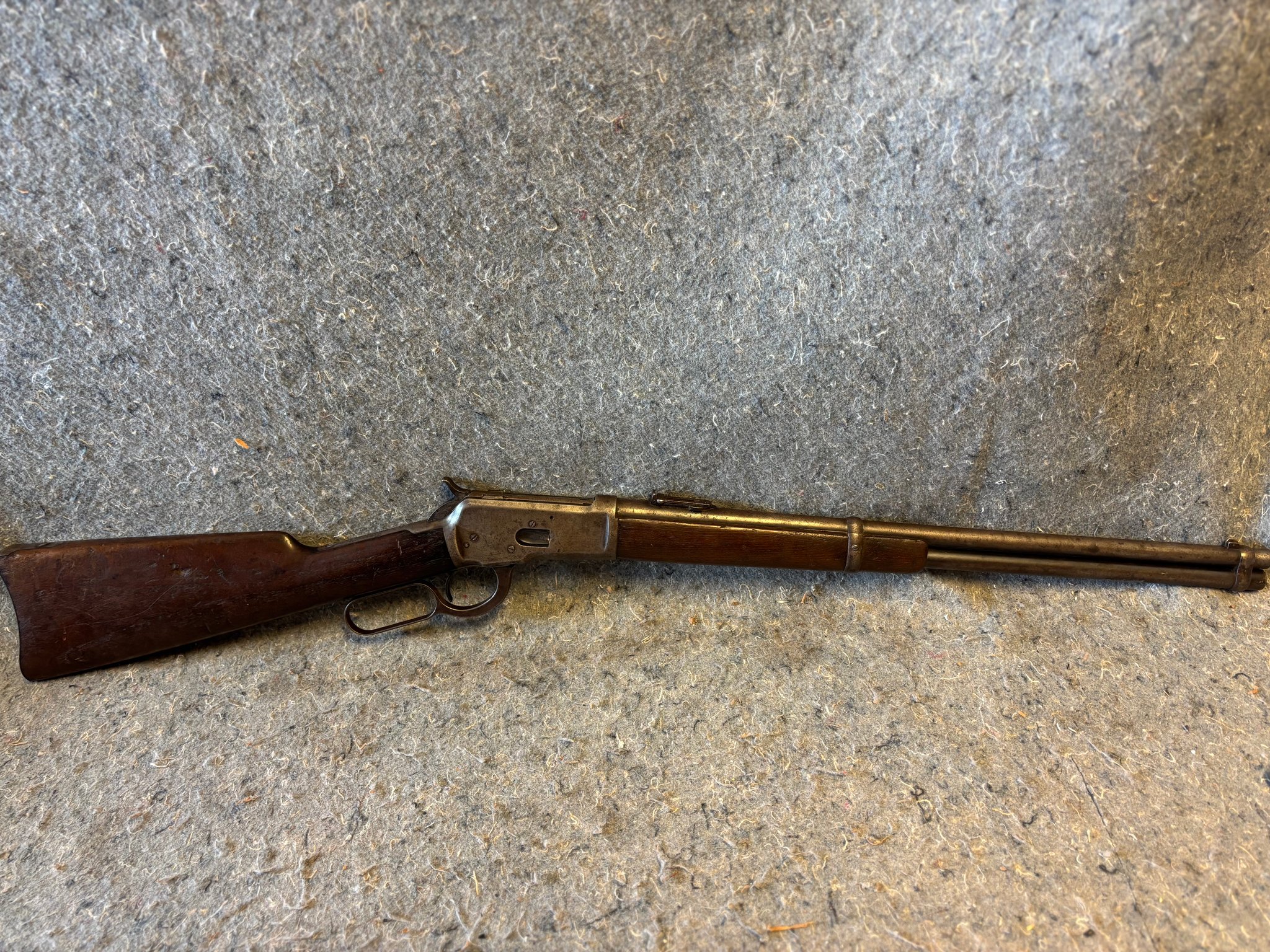 WINCHESTER 1892