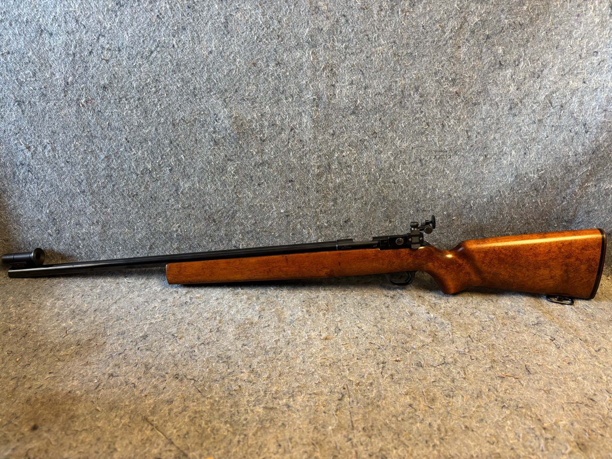 H&R M12